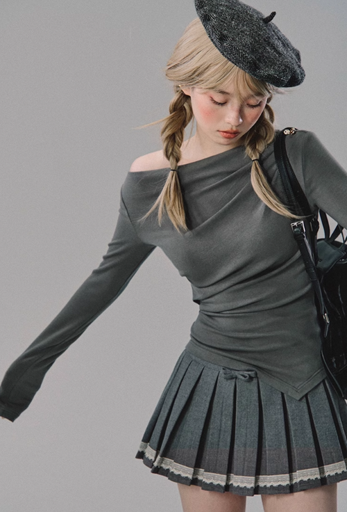 Trimmed Pleated Skirt