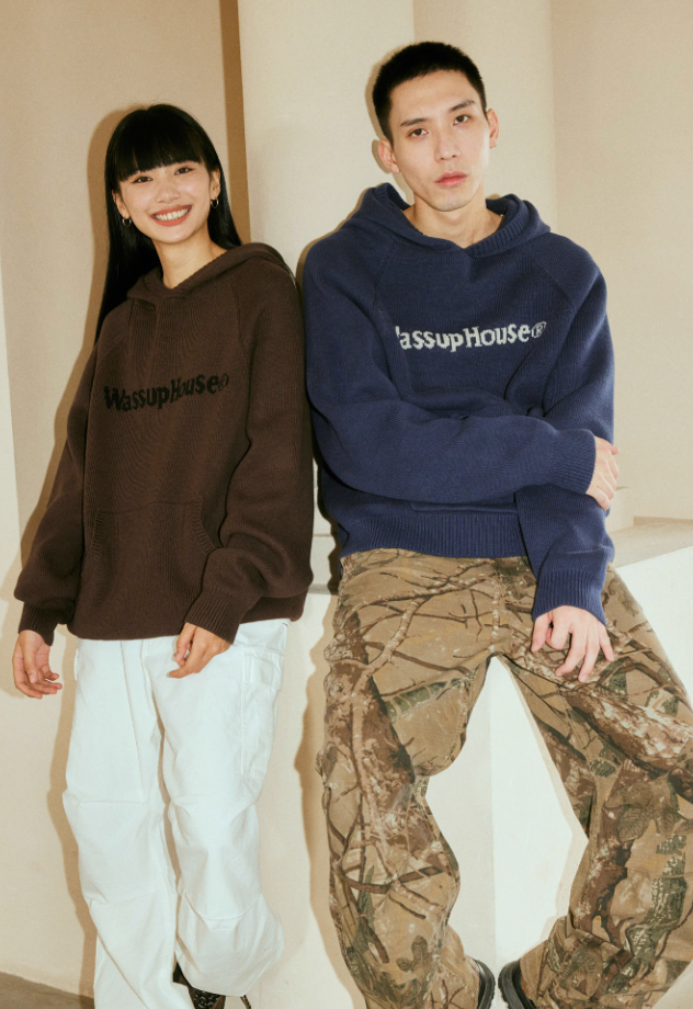 Cozy Basic Logo Knit Hoodie - chiclara