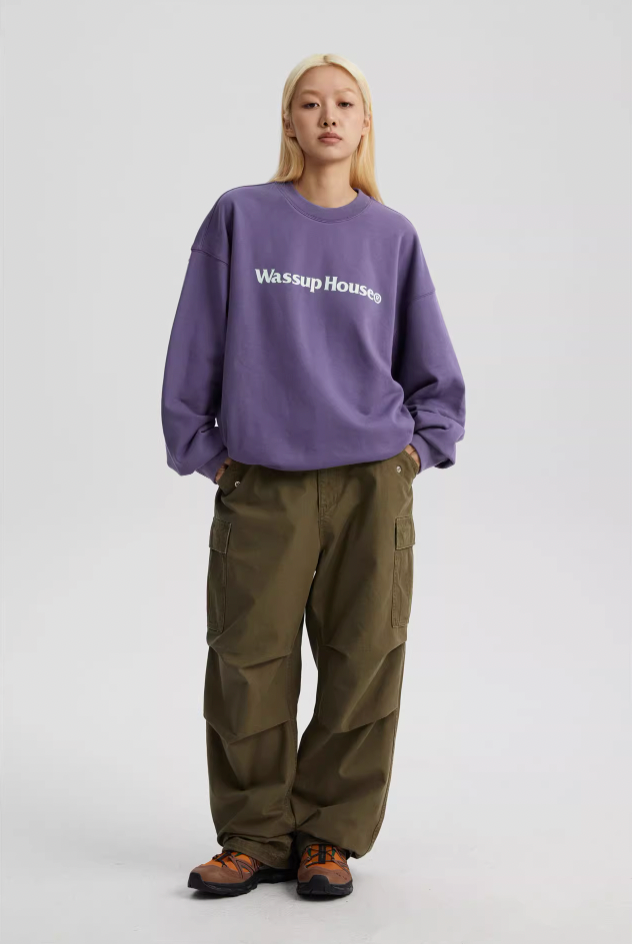 Essential Basic Printing Logo Sweatshirt