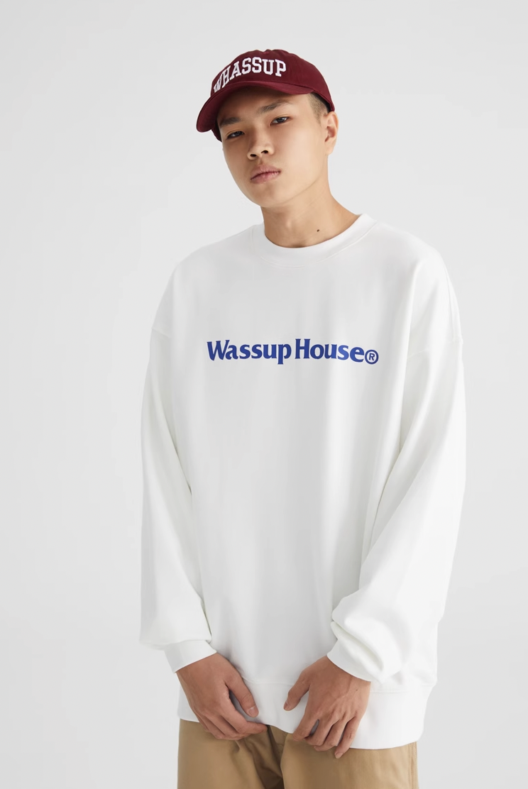 Essential Basic Printing Logo Sweatshirt