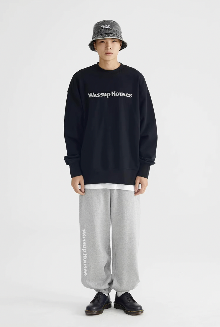 Essential Basic Printing Logo Sweatshirt