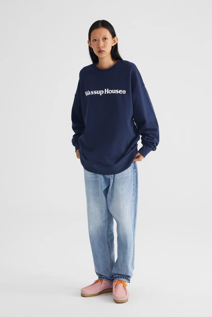 Essential Basic Printing Logo Sweatshirt