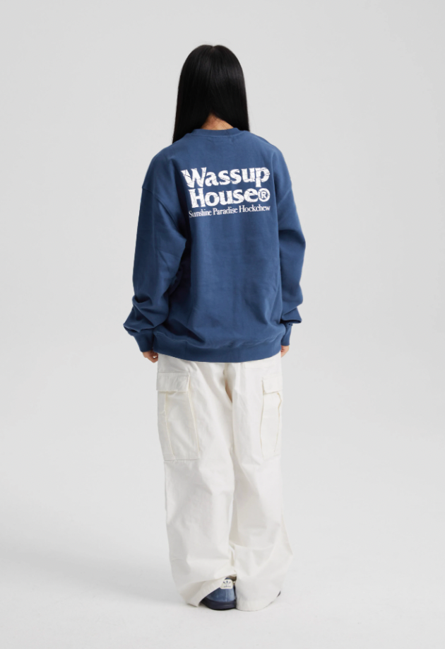 Unique Cutting Logo Sweatshirt - chiclara