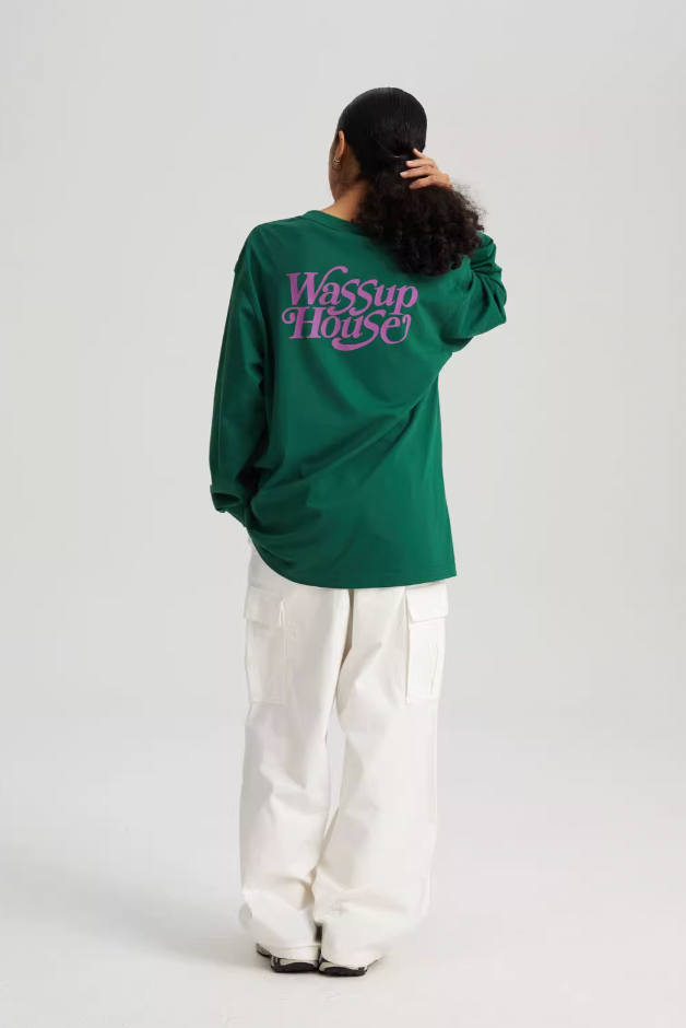 Modern Liner Font Logo Long Sleeved Tee - chiclara