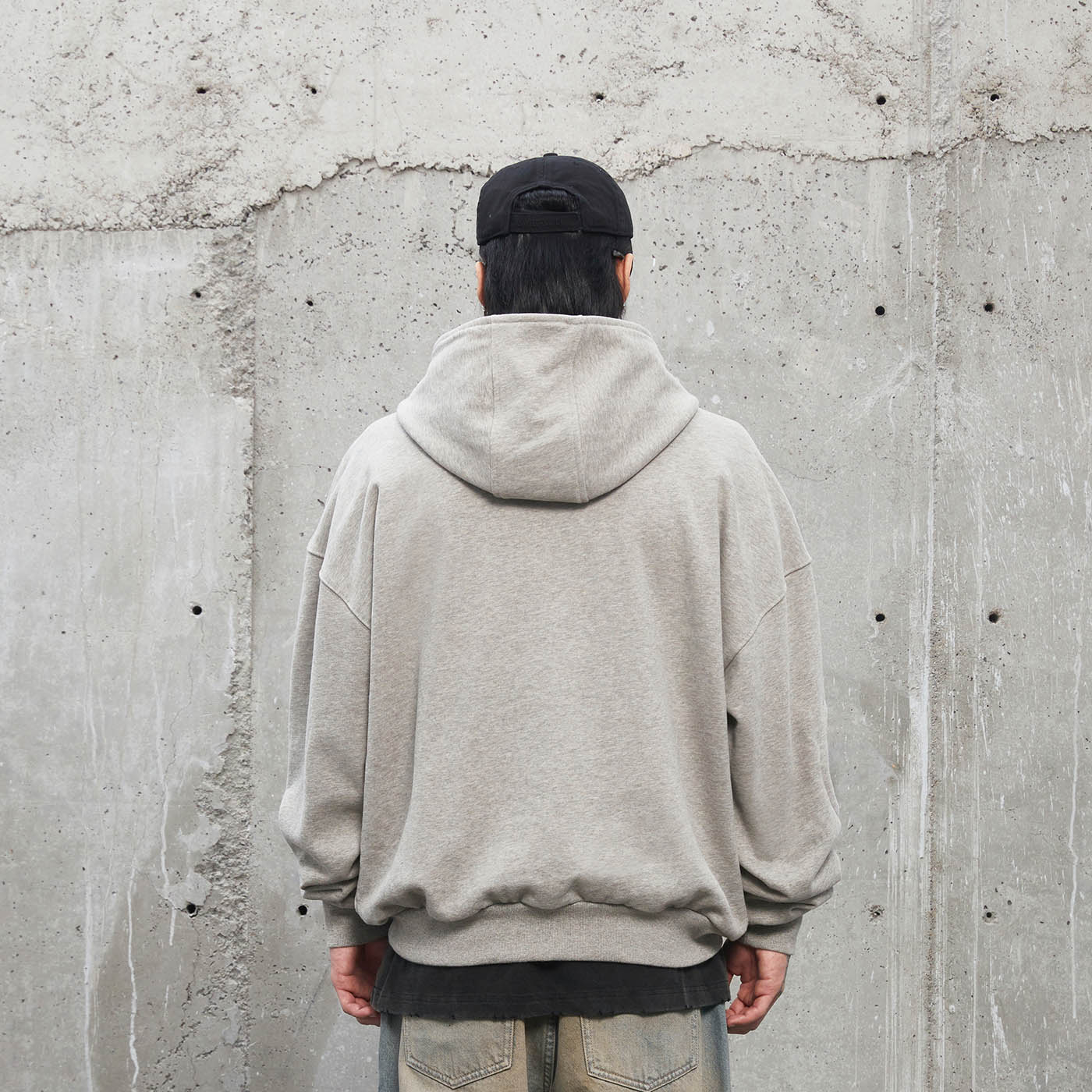 Multi-Pocket Hooded Sweatshirt