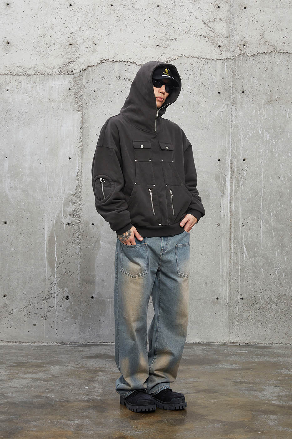 Multi-Pocket Hooded Sweatshirt