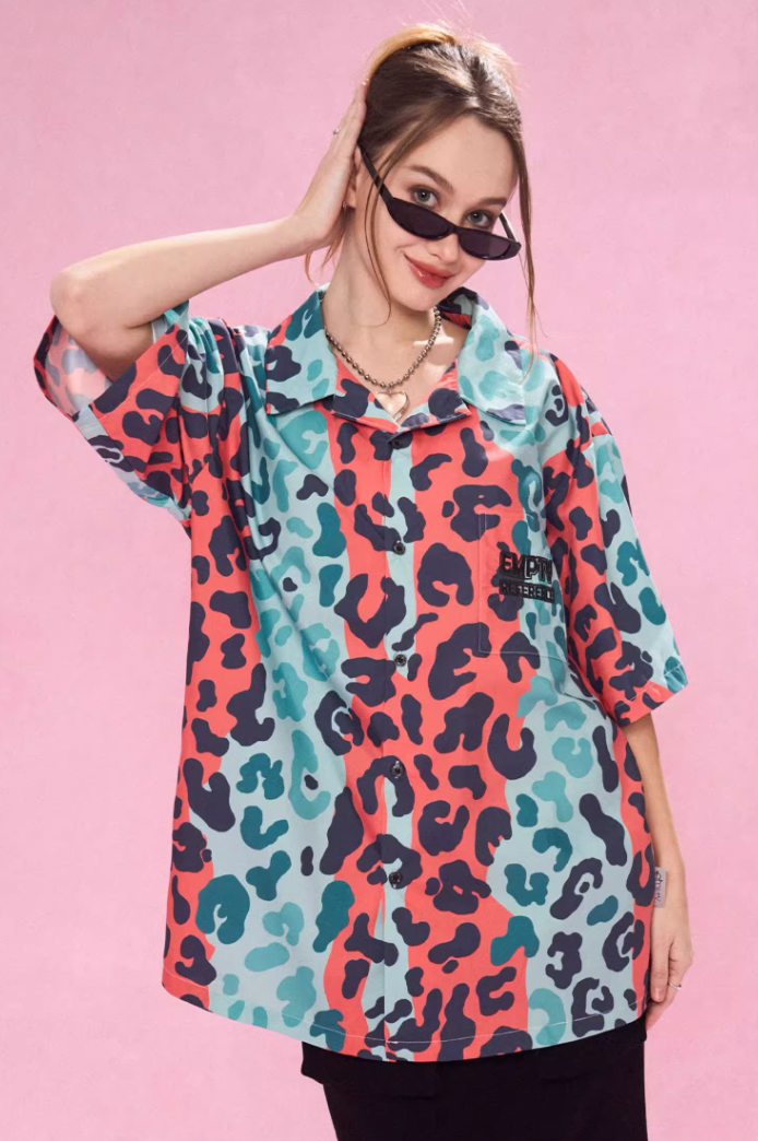 Bold Color Clash Leopard Print Short Sleeve Shirt - chiclara