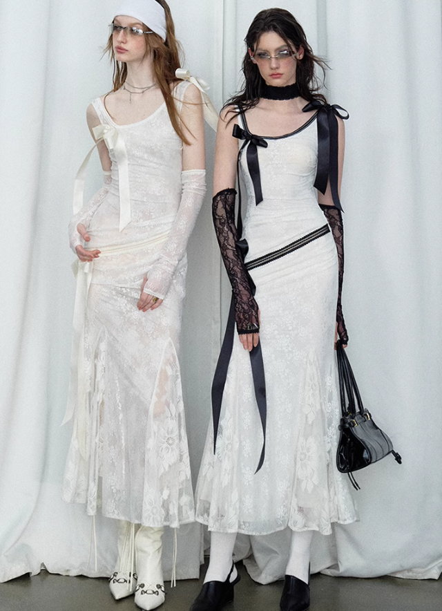 Detachable Bow Lace Spliced Suspender Dress - chiclara