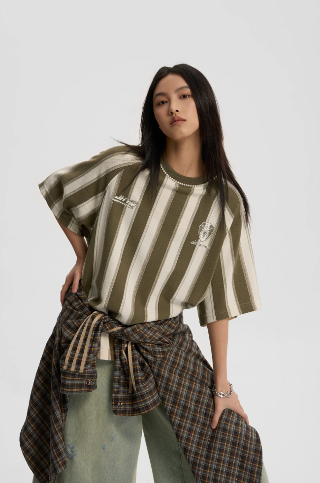 Contrast Striped Neck Beaded T-Shirt - chiclara