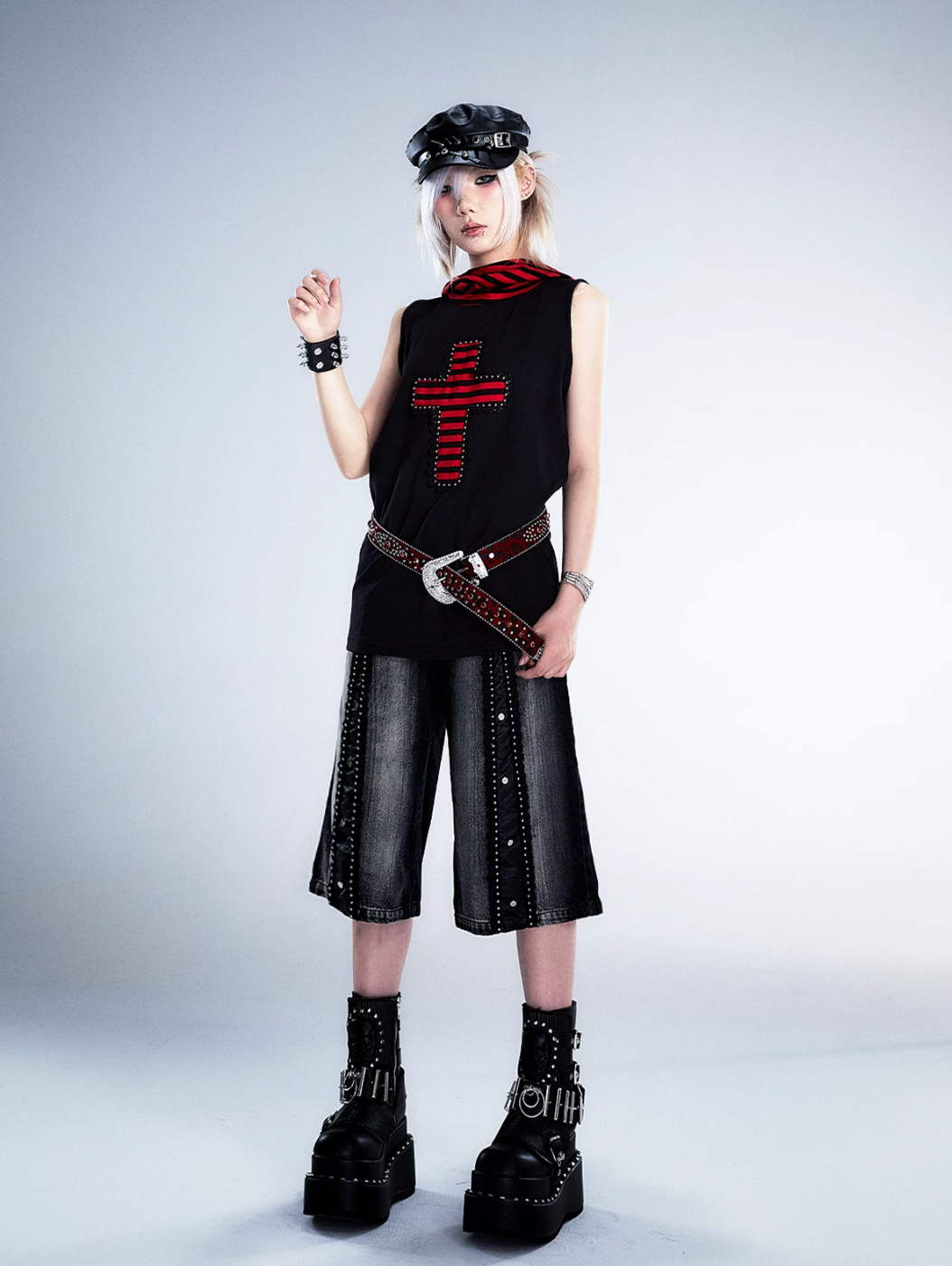 Frustration Garden Gothic Punk Denim Culottes - Black Faded Wide-Leg Capris with Studded Details