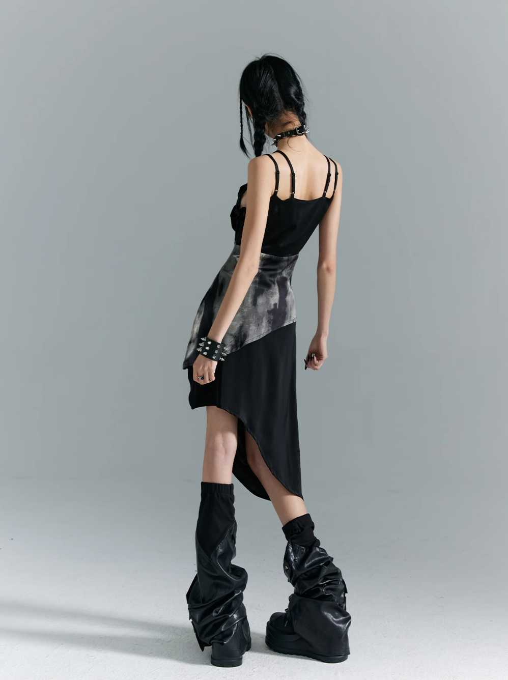 Frustration Garden Avant-Garde Asymmetrical Midi Dress - Black and Gray Sleeveless with Layered Design and Side Slit