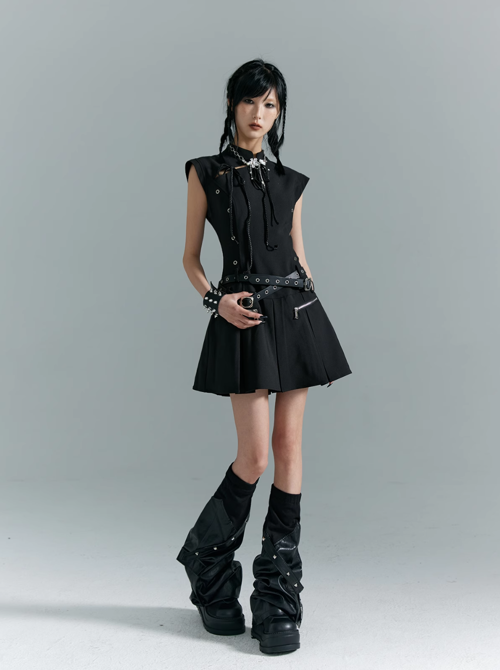 Frustration Garden Gothic Punk Mini Dress - Black Sleeveless A-Line With Zipper Pockets And Belt