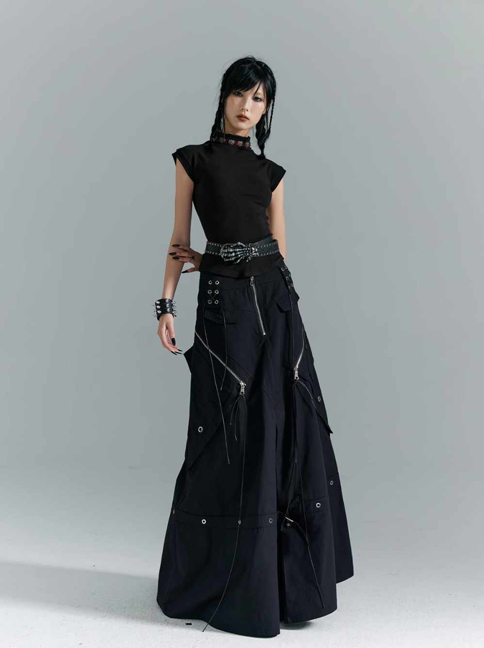 Frustration Garden Gothic Cargo Maxi Skirt - Black Floor-Length with Zipper Details and Multiple Pockets