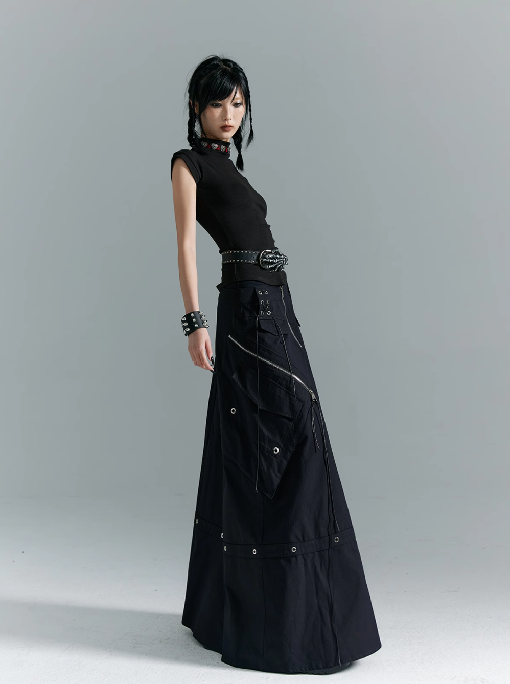 Frustration Garden Gothic Cargo Maxi Skirt - Black Floor-Length with Zipper Details and Multiple Pockets