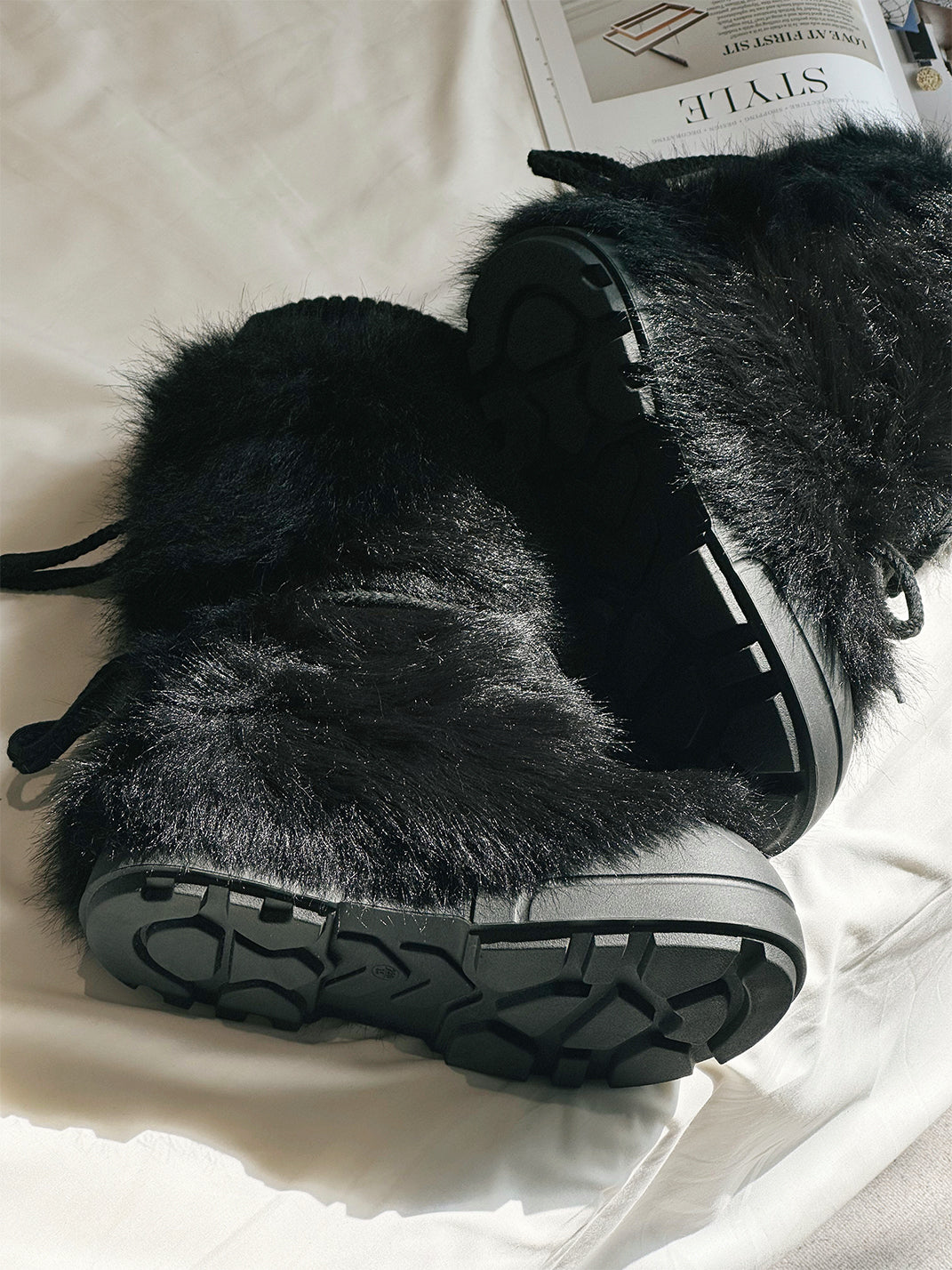 Black Fur-Lined Mid-Top Platform Ankle Boots