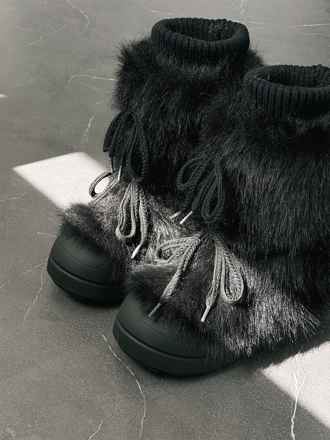 Black Fur-Lined Mid-Top Platform Ankle Boots