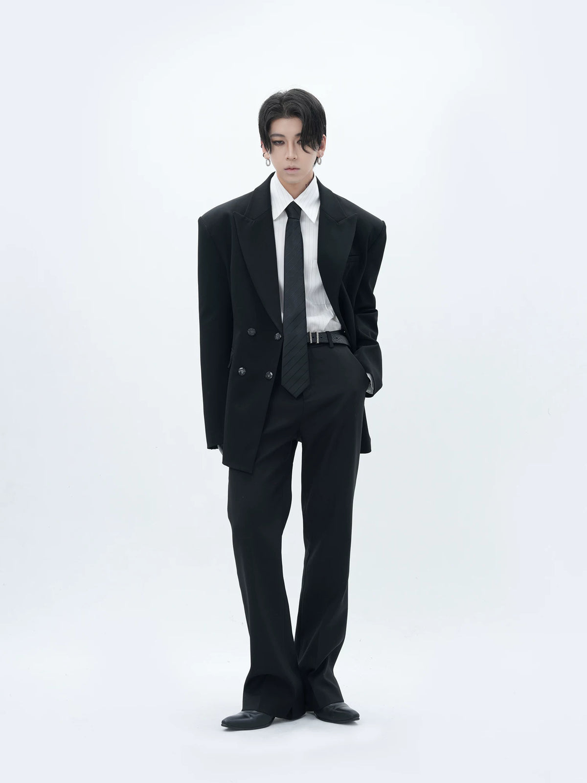 Sculpted-Waist Peak-Lapel Double-Breasted Blazer product view 3