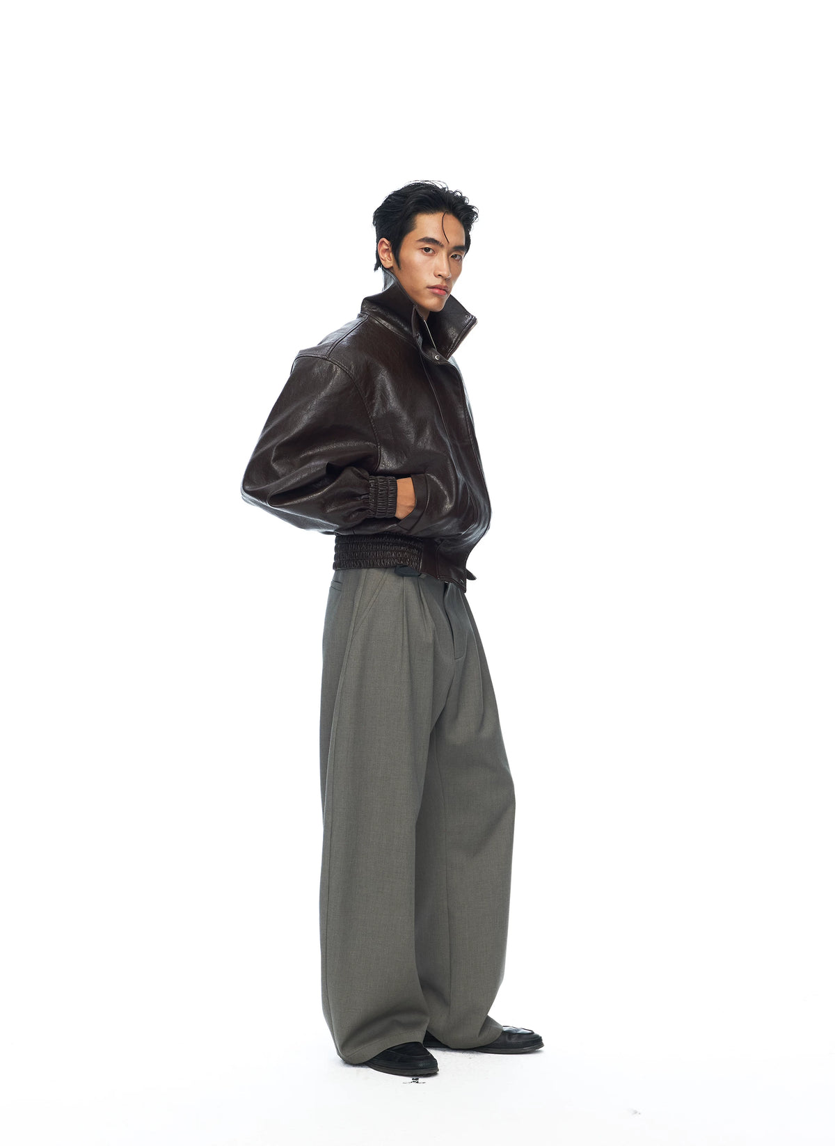Green Double-Pleat Curved-Leg Trousers product view 5