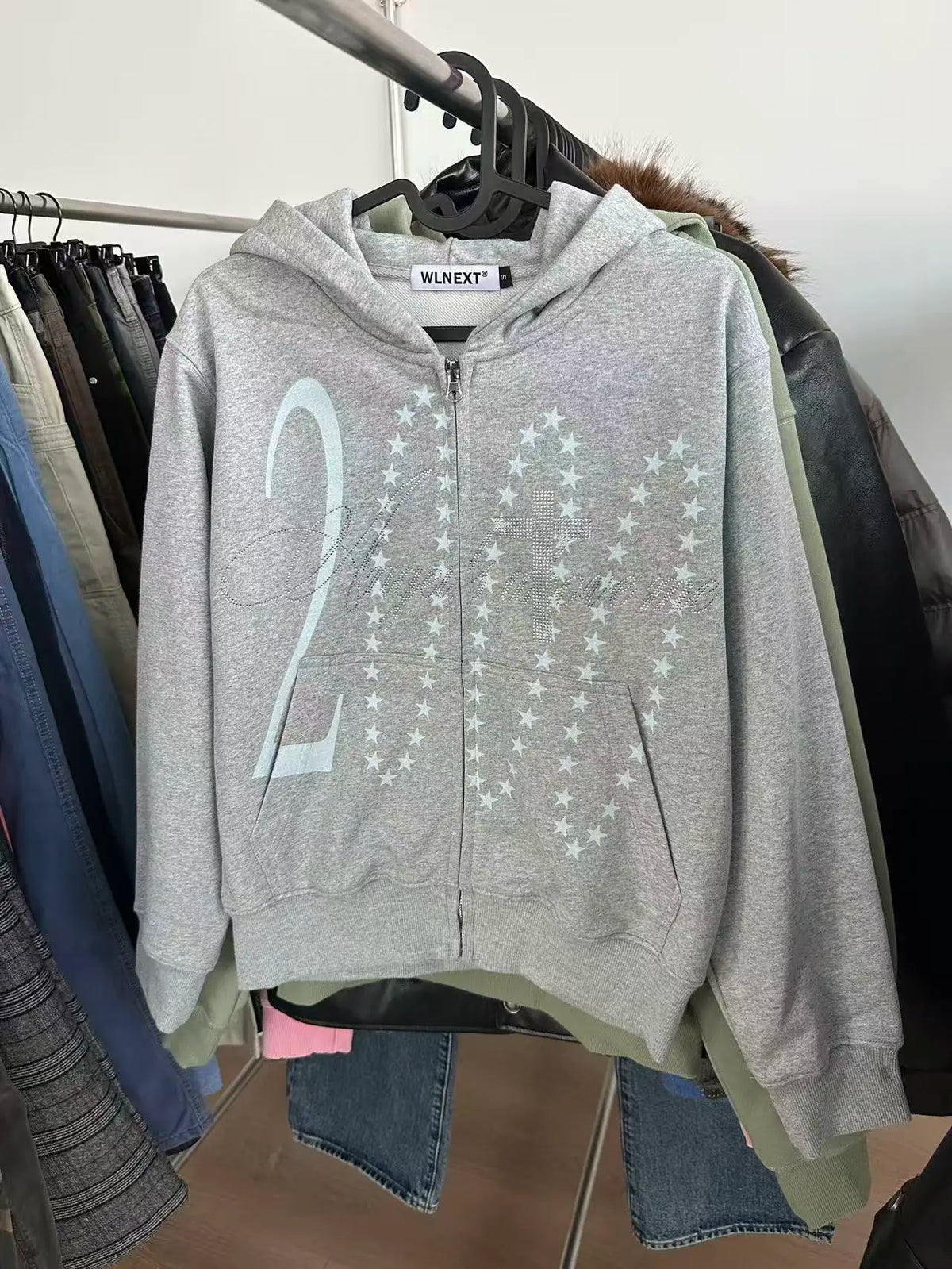 Star-Graphic Cropped Zip Hoodie product view 3