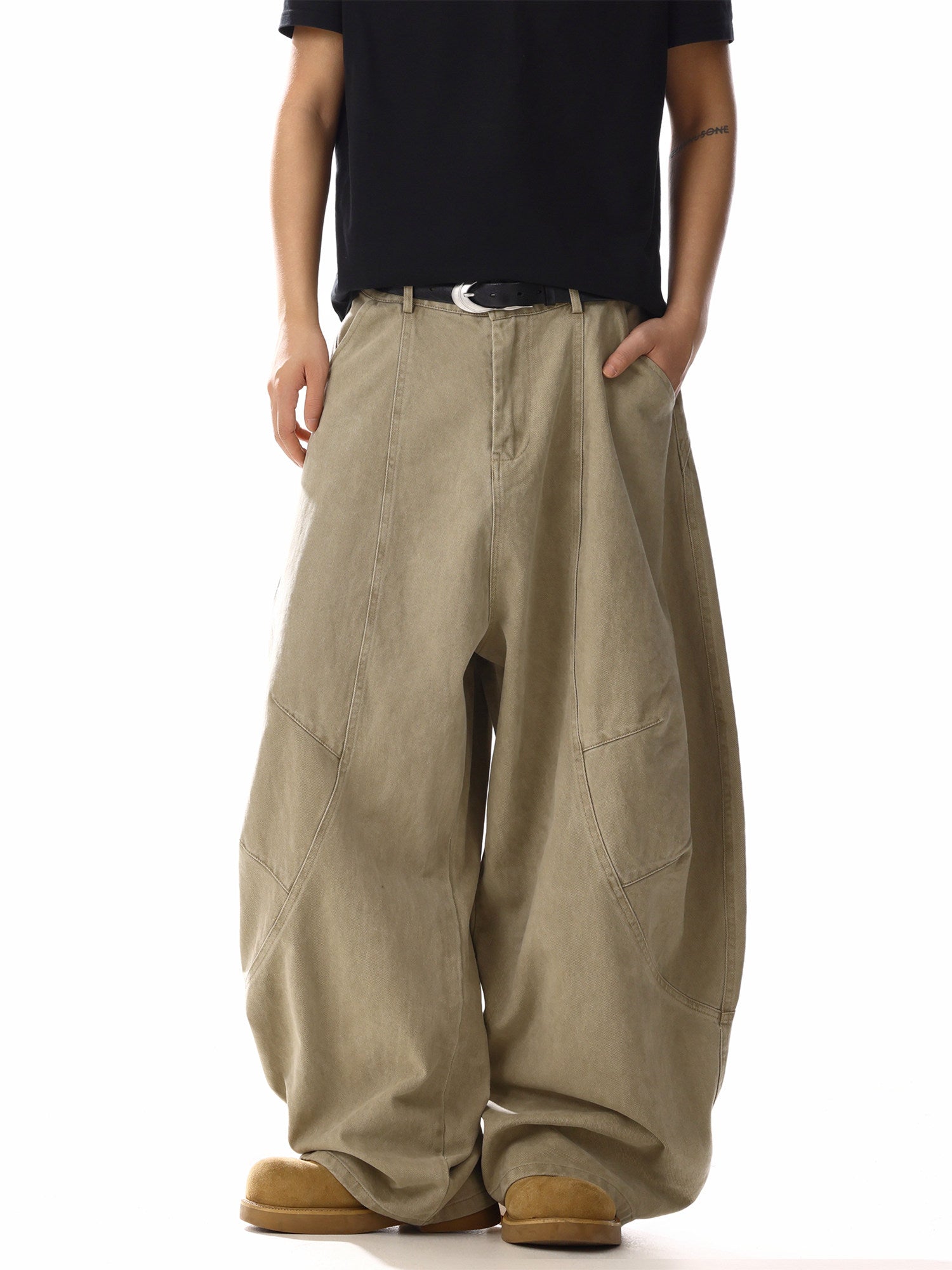 Washed barrel-leg utility pants khaki front detail