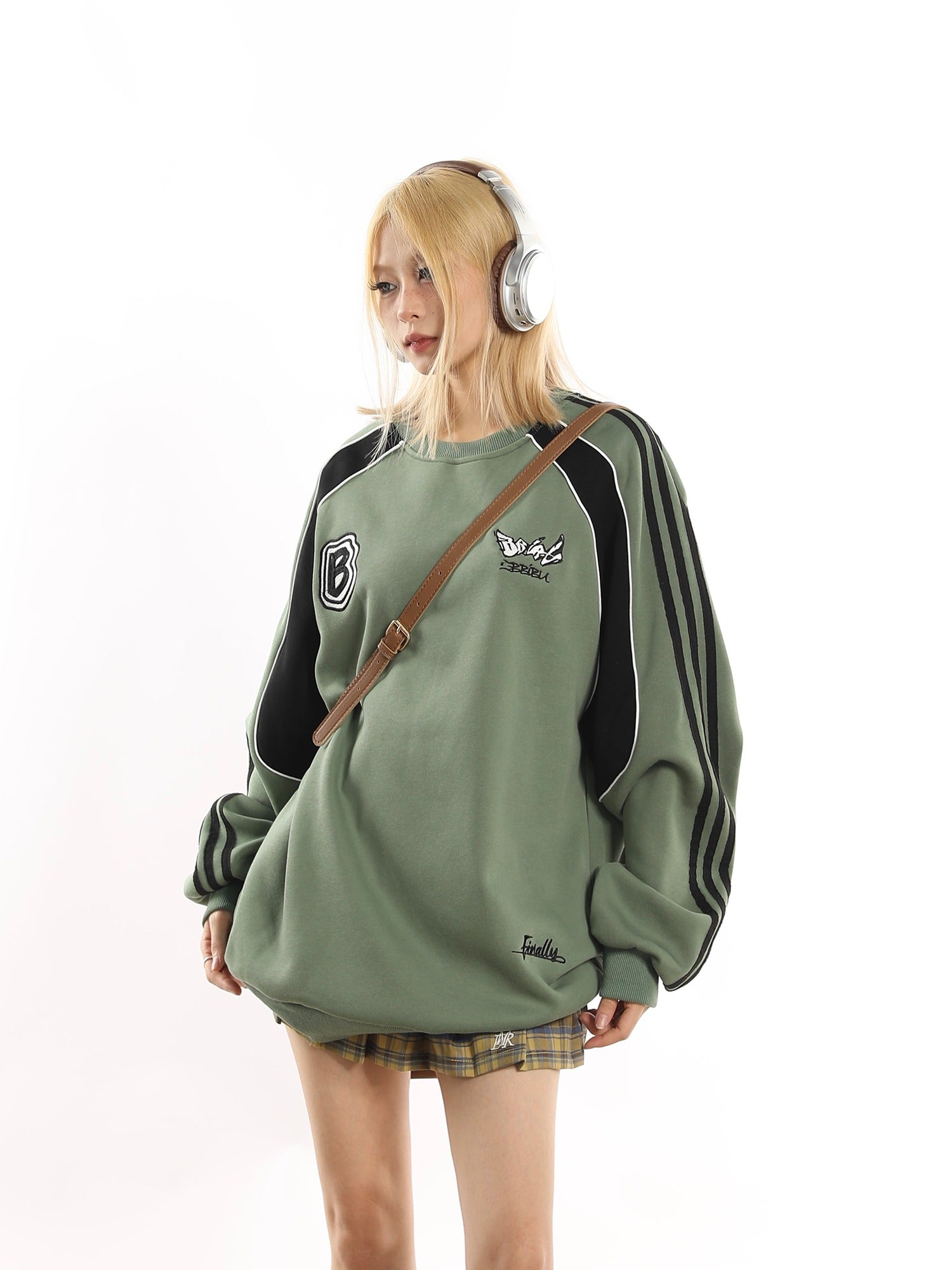 Athletic Three-Bar Oversized Sweatshirt