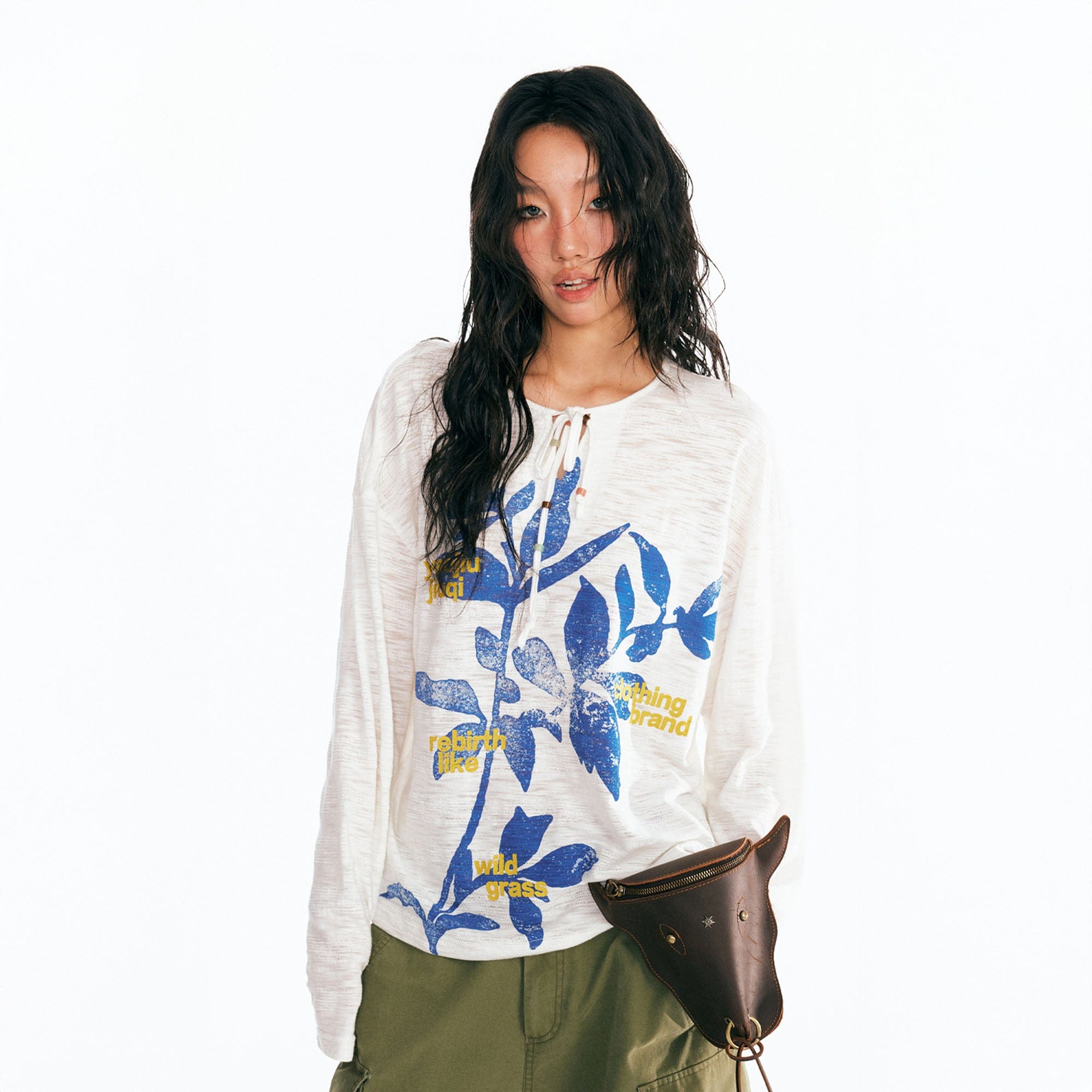 Graphic Sesame Leaves Drawstring Neck Long Sleeve Tee
