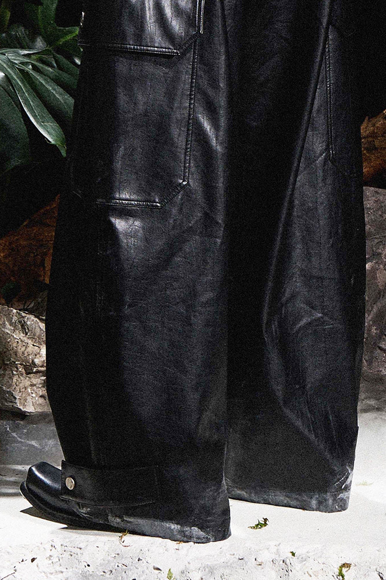 Pantalones de cuero gótico