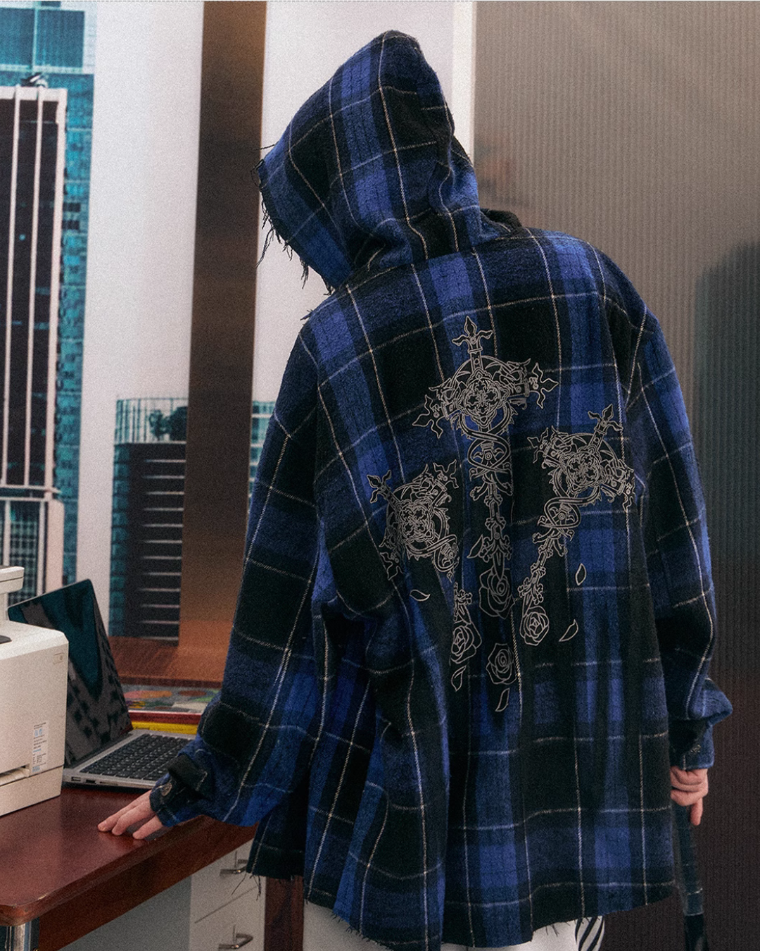 Veste à capuche surdimensionnée à plaid bleu