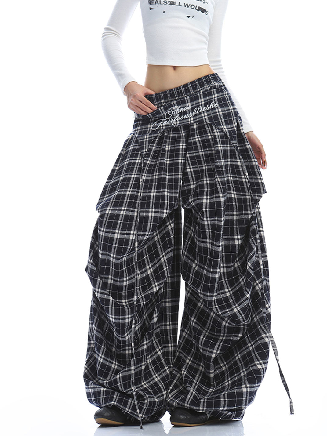 Letter Embroidered Plaid Wide-leg Pants