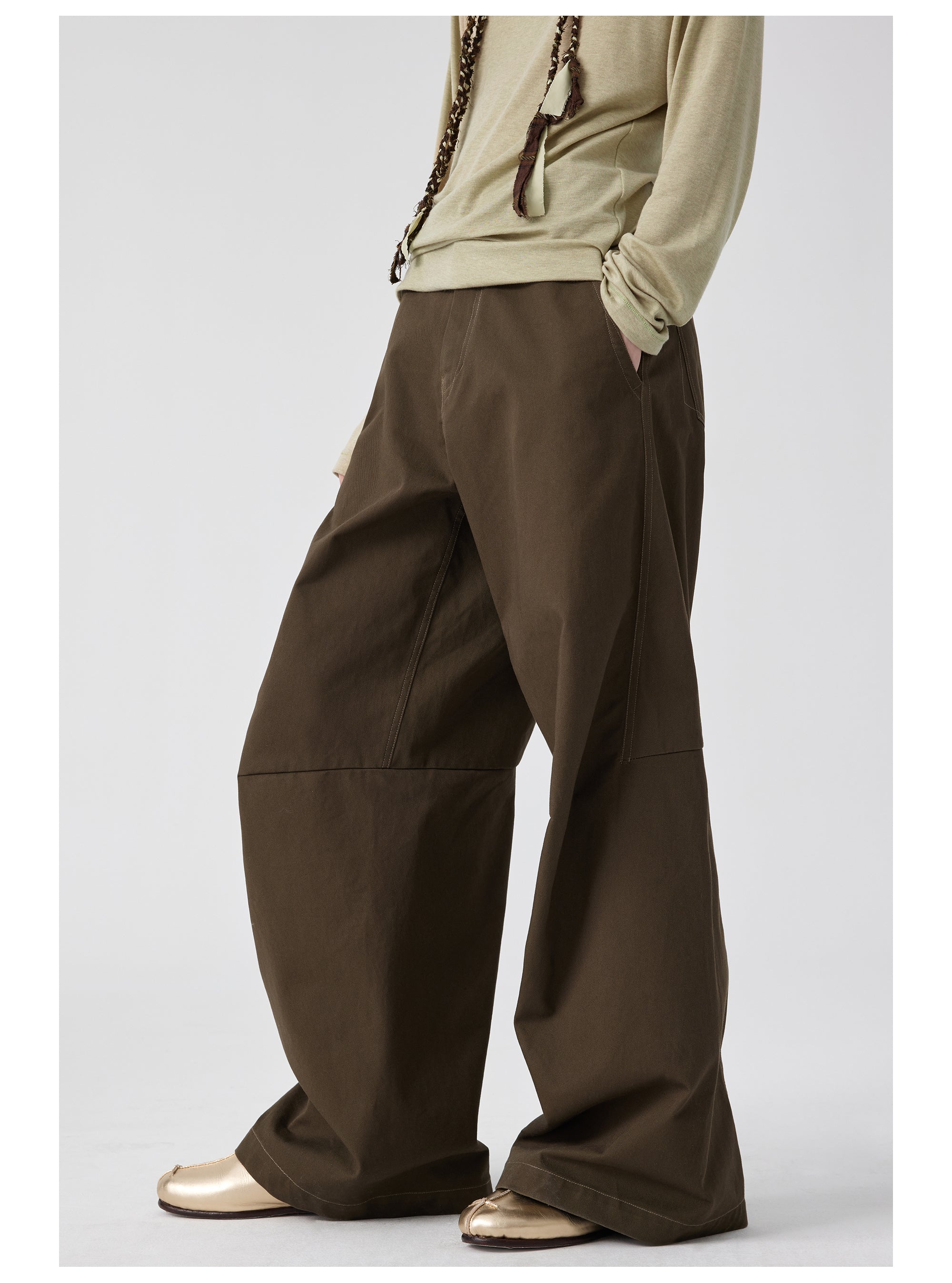 Wide-Leg Cotton Trousers With Darted Knees