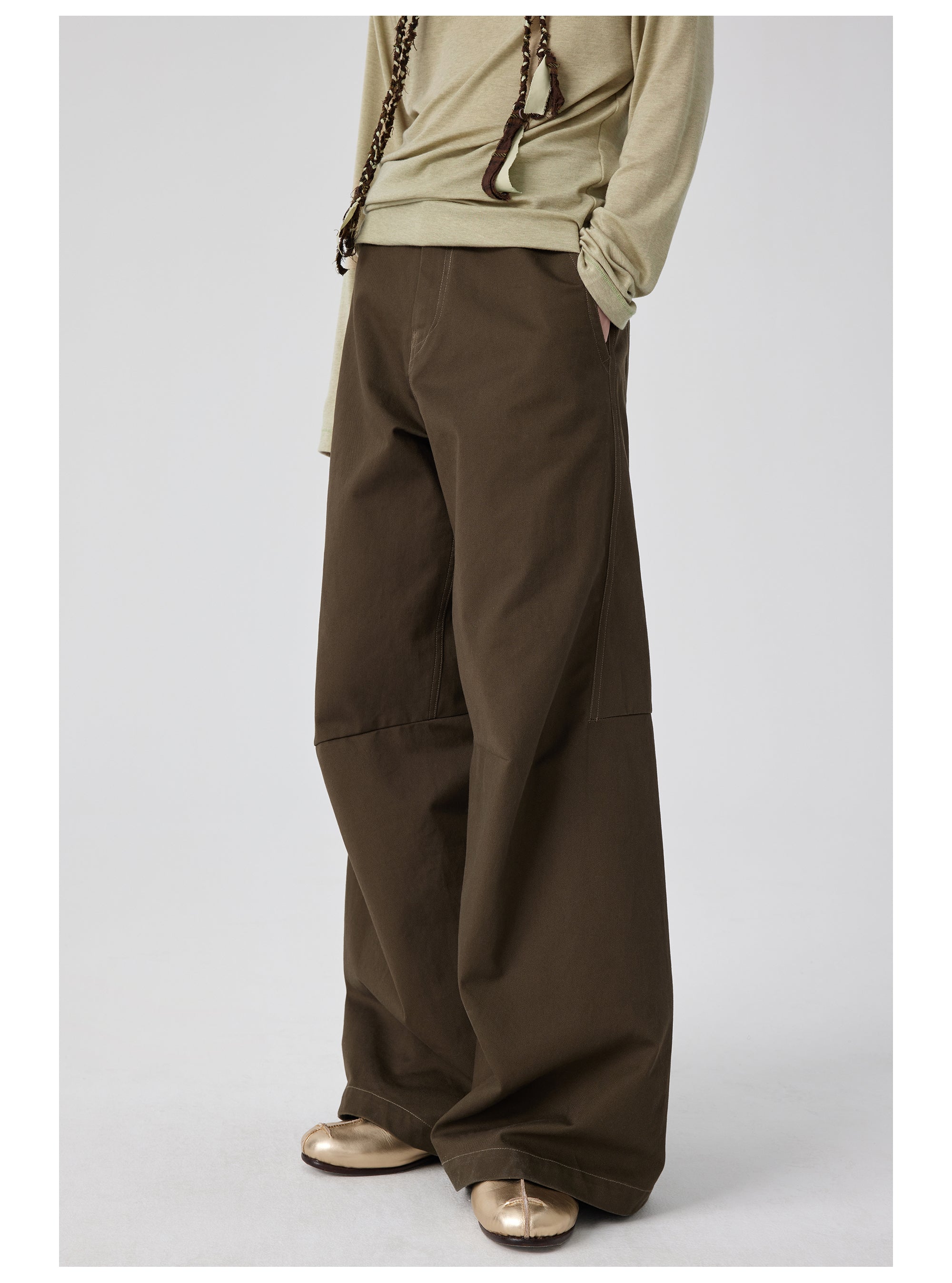 Wide-Leg Cotton Trousers With Darted Knees