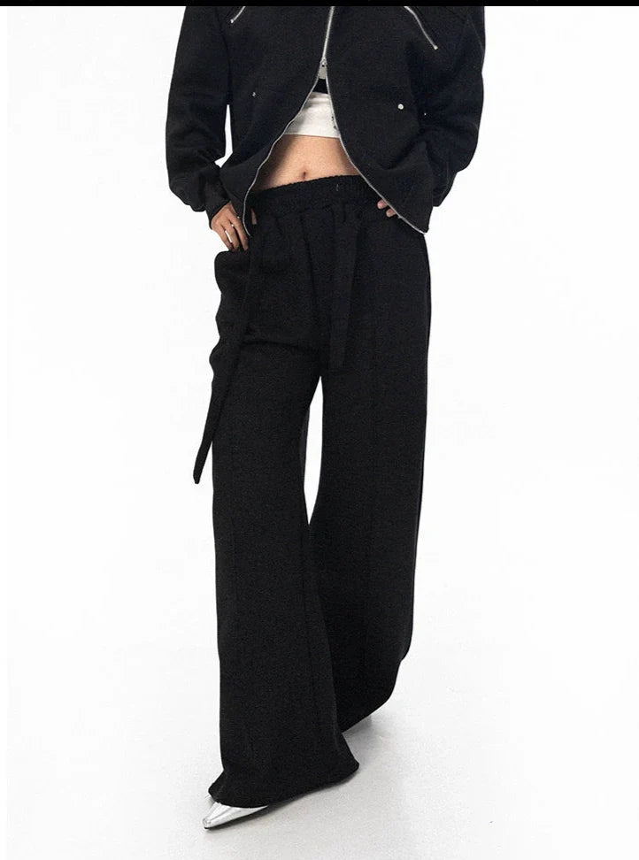 Structured Shoulders Jacket and Wide-Leg Jogger