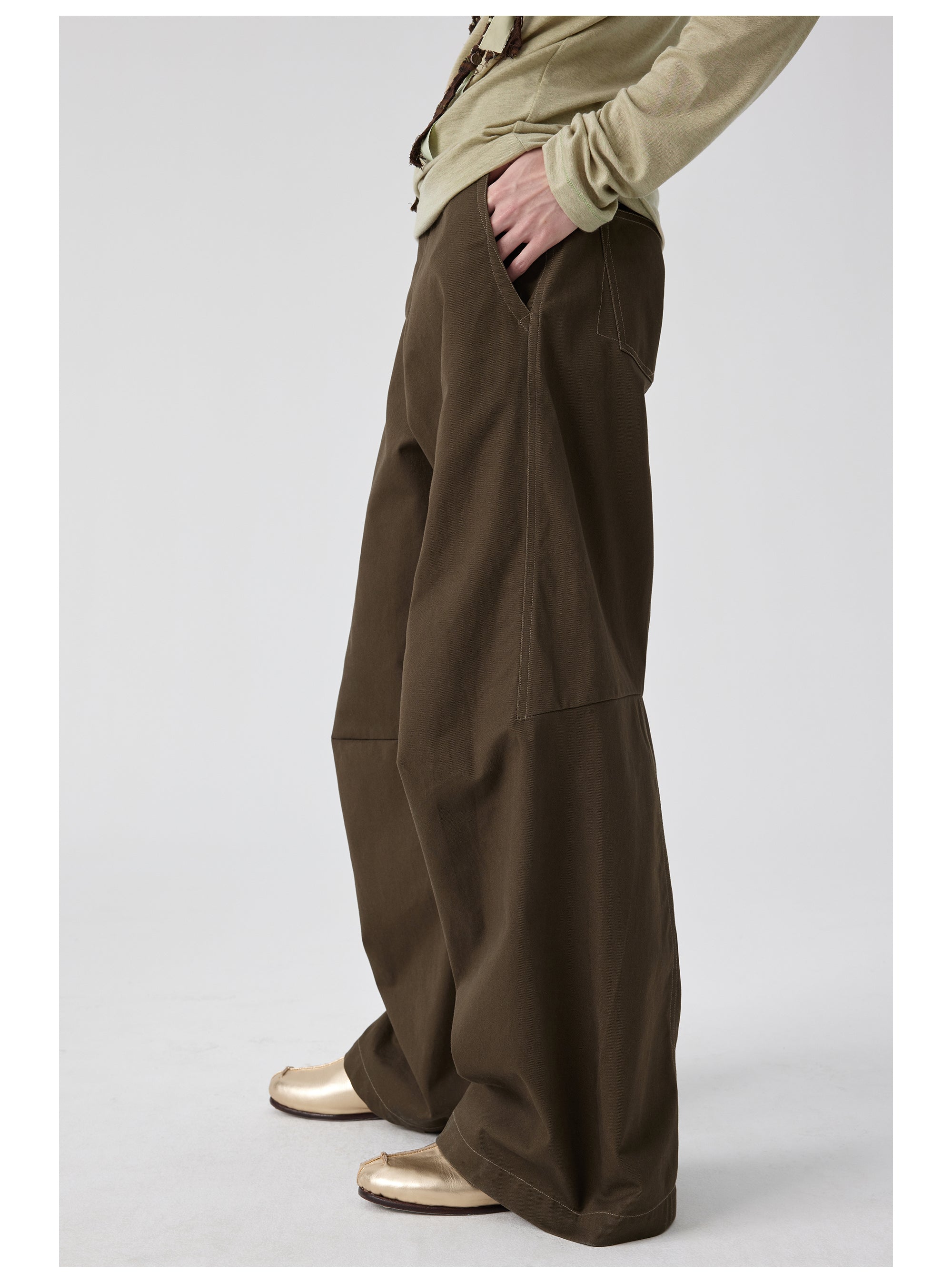 Wide-Leg Cotton Trousers With Darted Knees