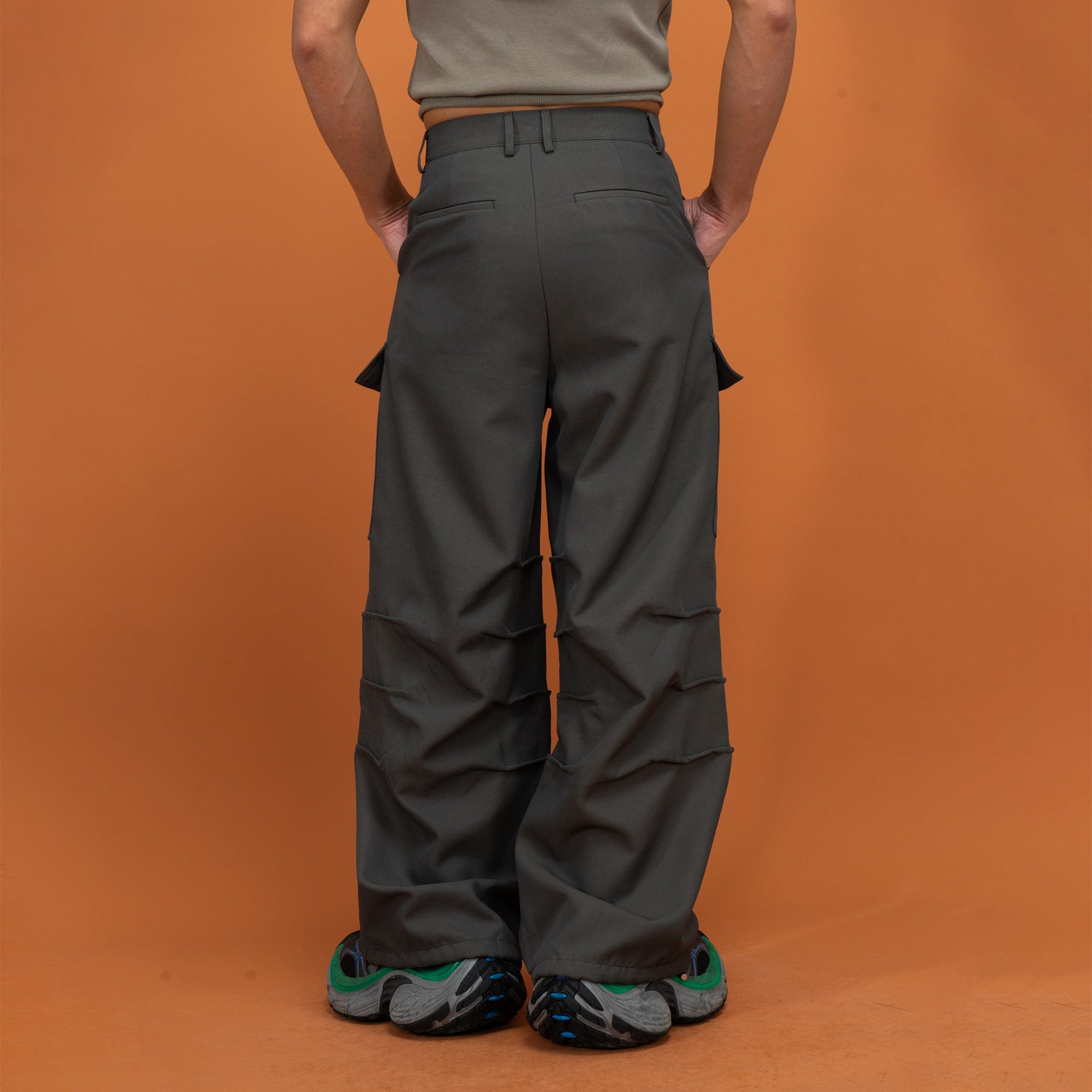 Multi-Pocket Crinkled Cargo Pants