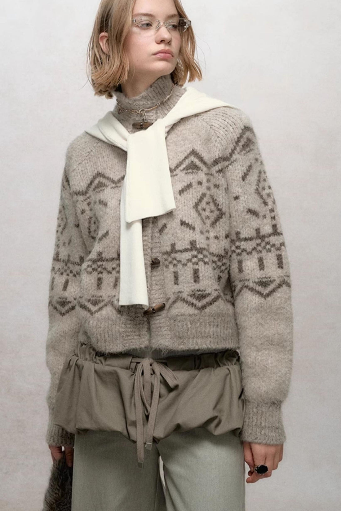 Patterned Wool Mock Neck Cardigan | Chiclara