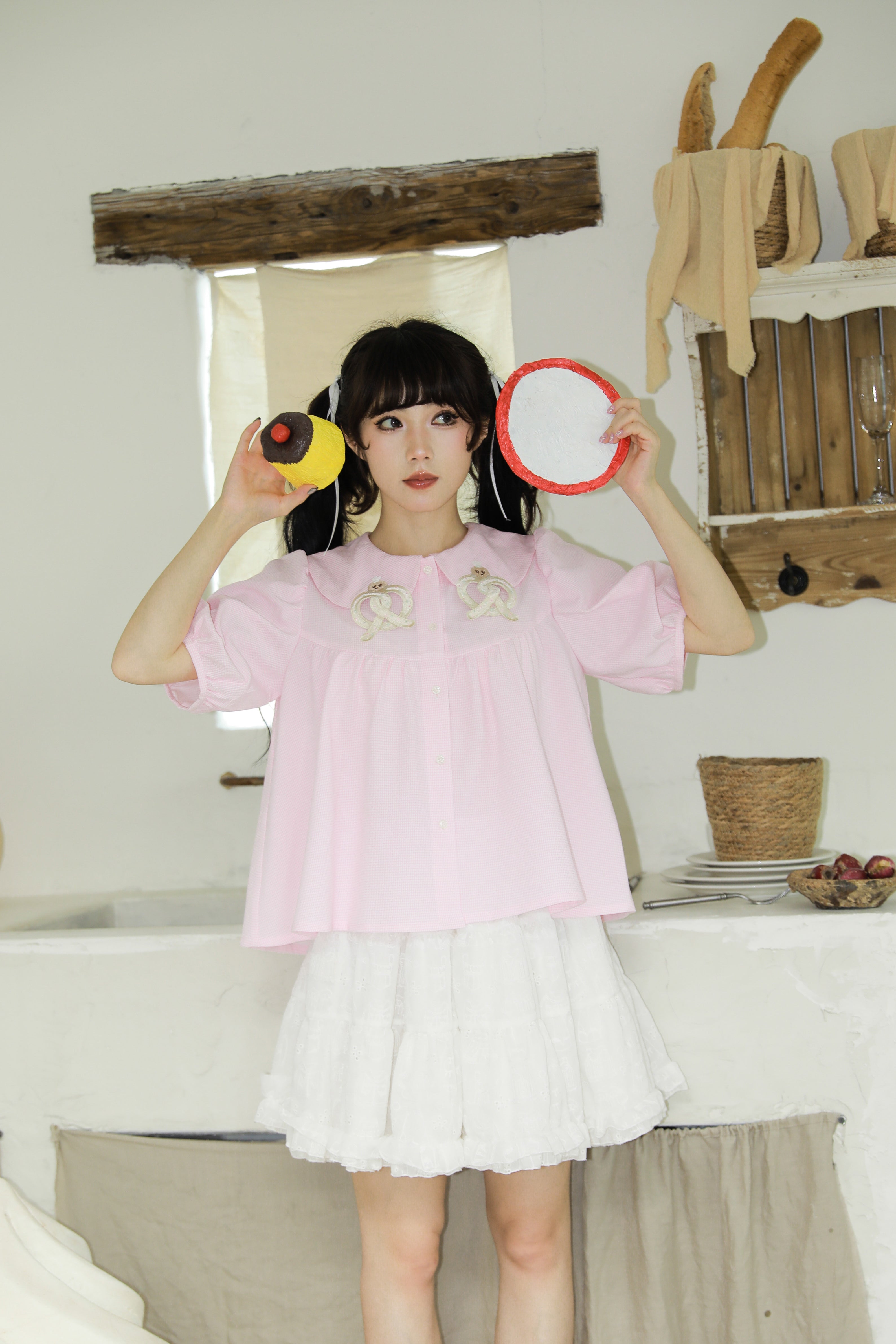 Gingham Pretzel Collar Button Blouse