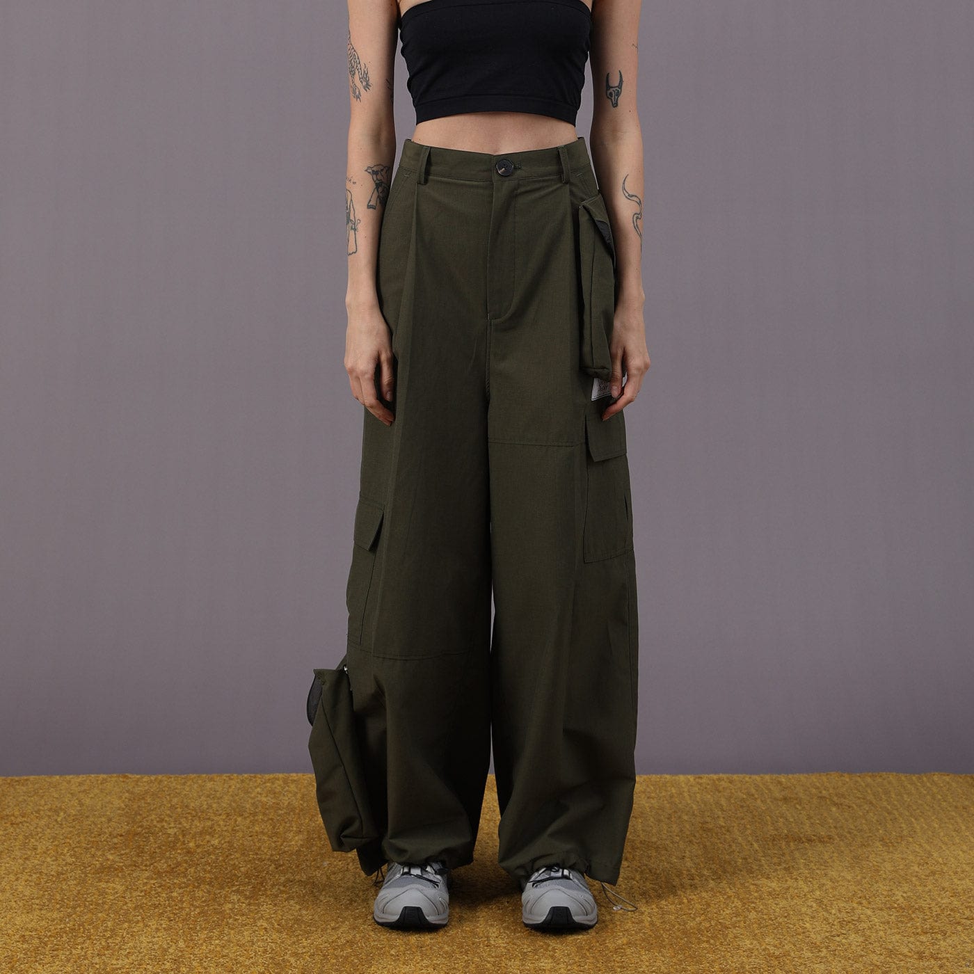 Detachable Pockets Wide-Leg Cargo Pants