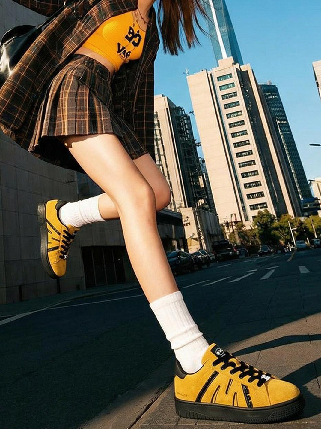 Suede Platform Sneakers with 3 Interchangeable Laces