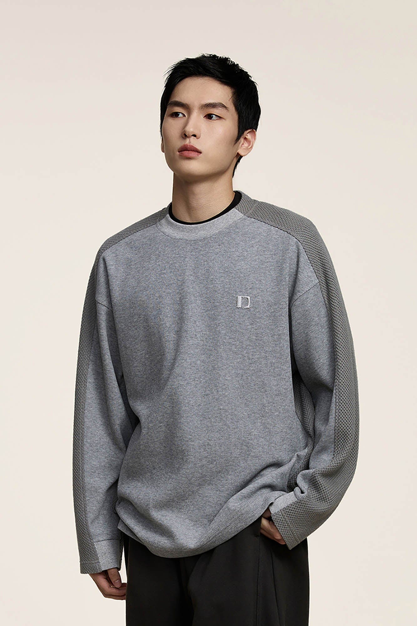 Logo Textured Sleeve Sweatshirt