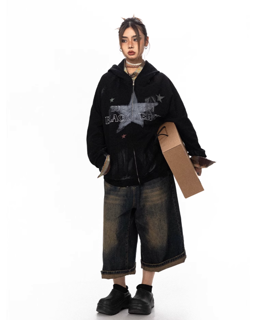 Painted Distressed Star Graphic Hoodie