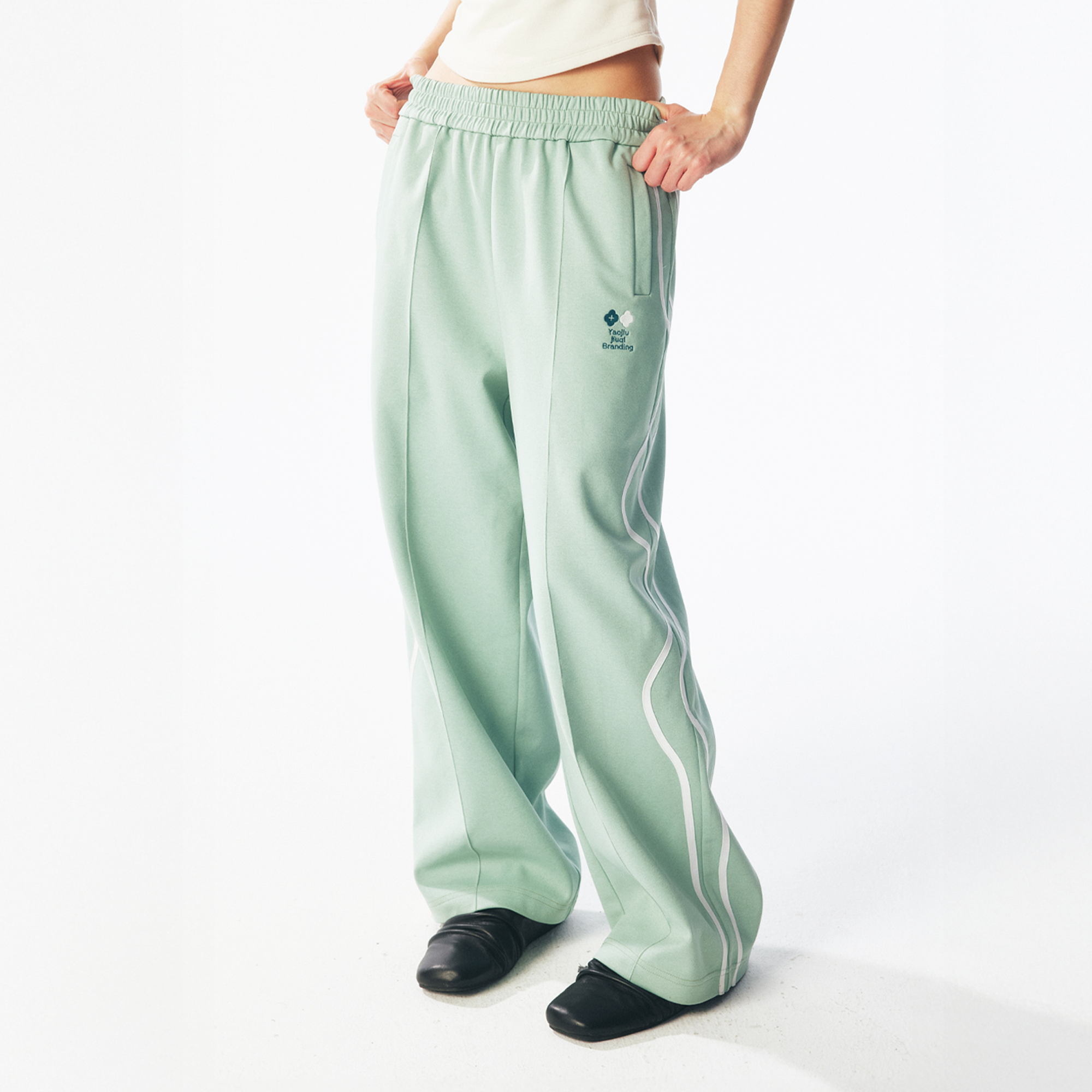 Contrast Curved-Stripe Quick-Dry Track Pants
