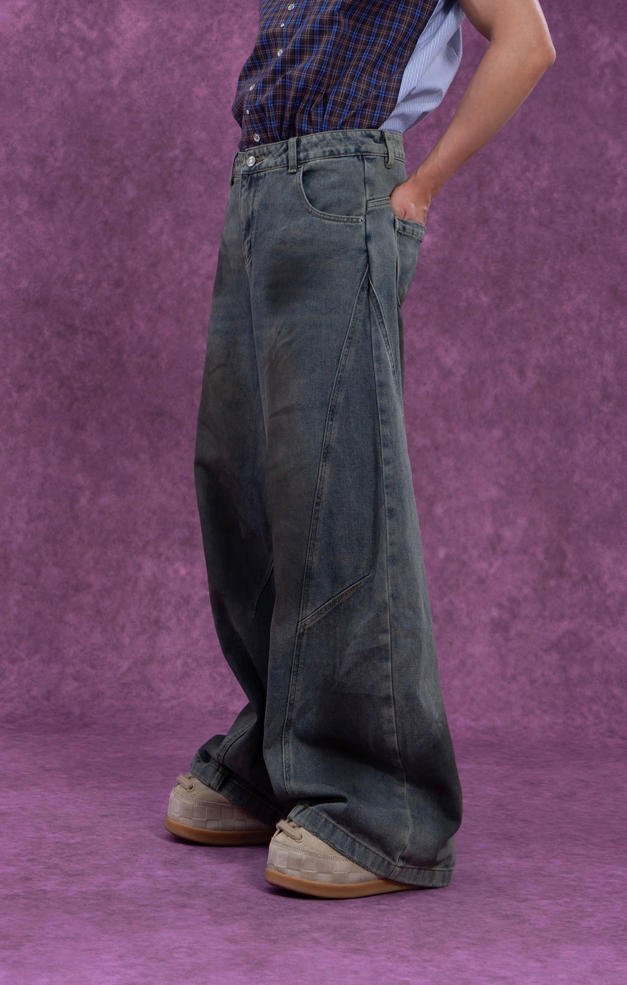 Distressed Washed Black Wide-Leg Jeans