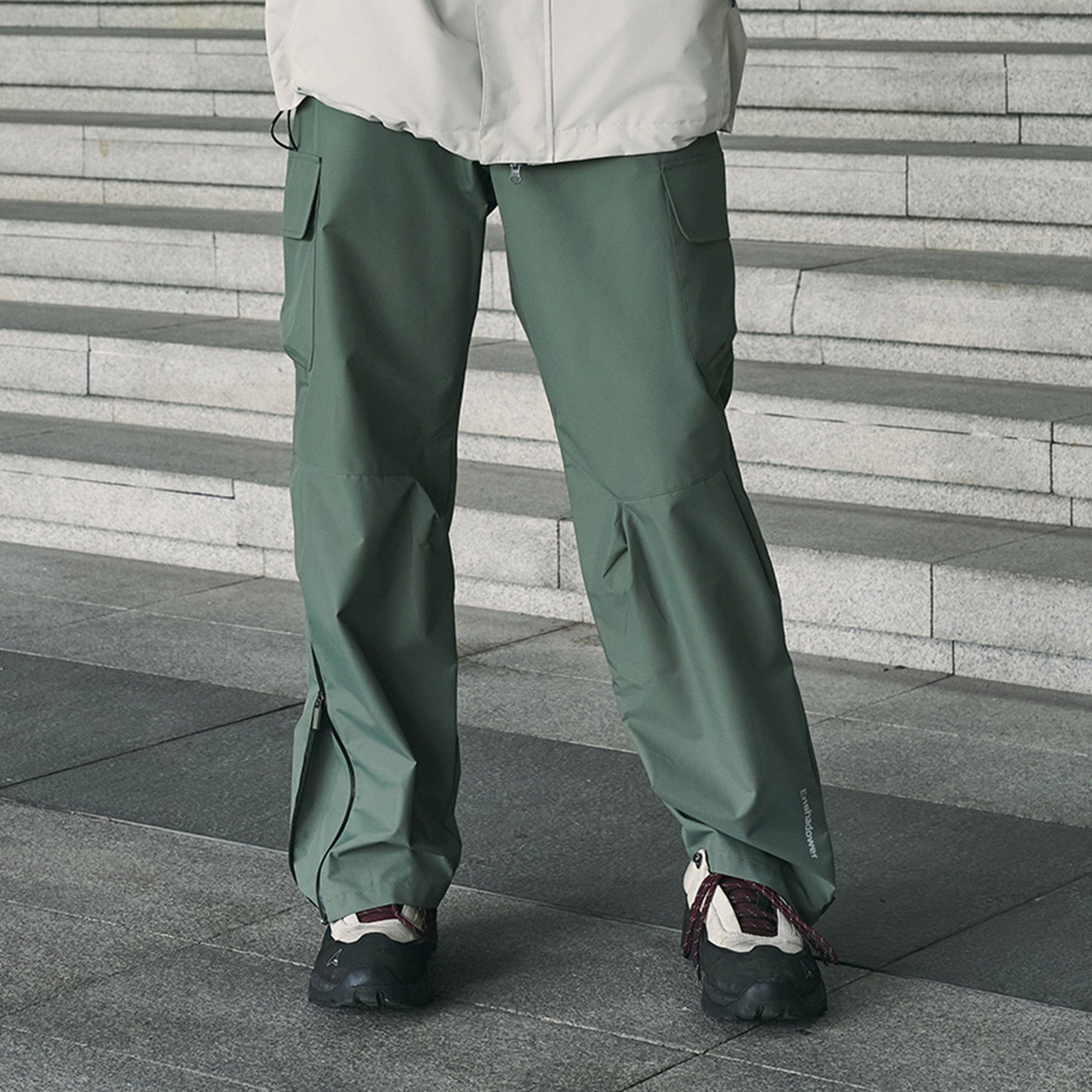 Utility Pleated Spliced Cargo Pants