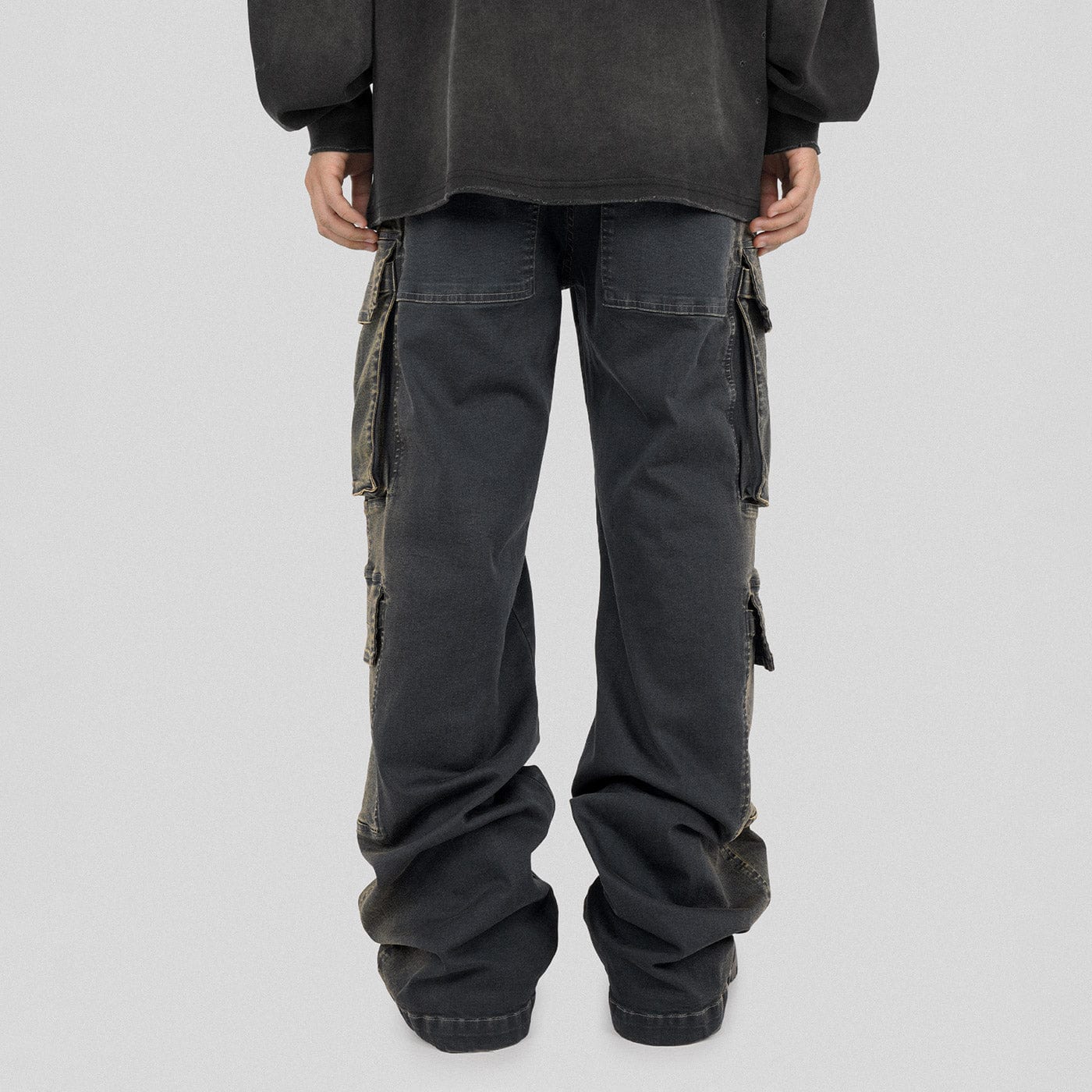 Multi-Pocket Washed Gradient Cargo Jeans