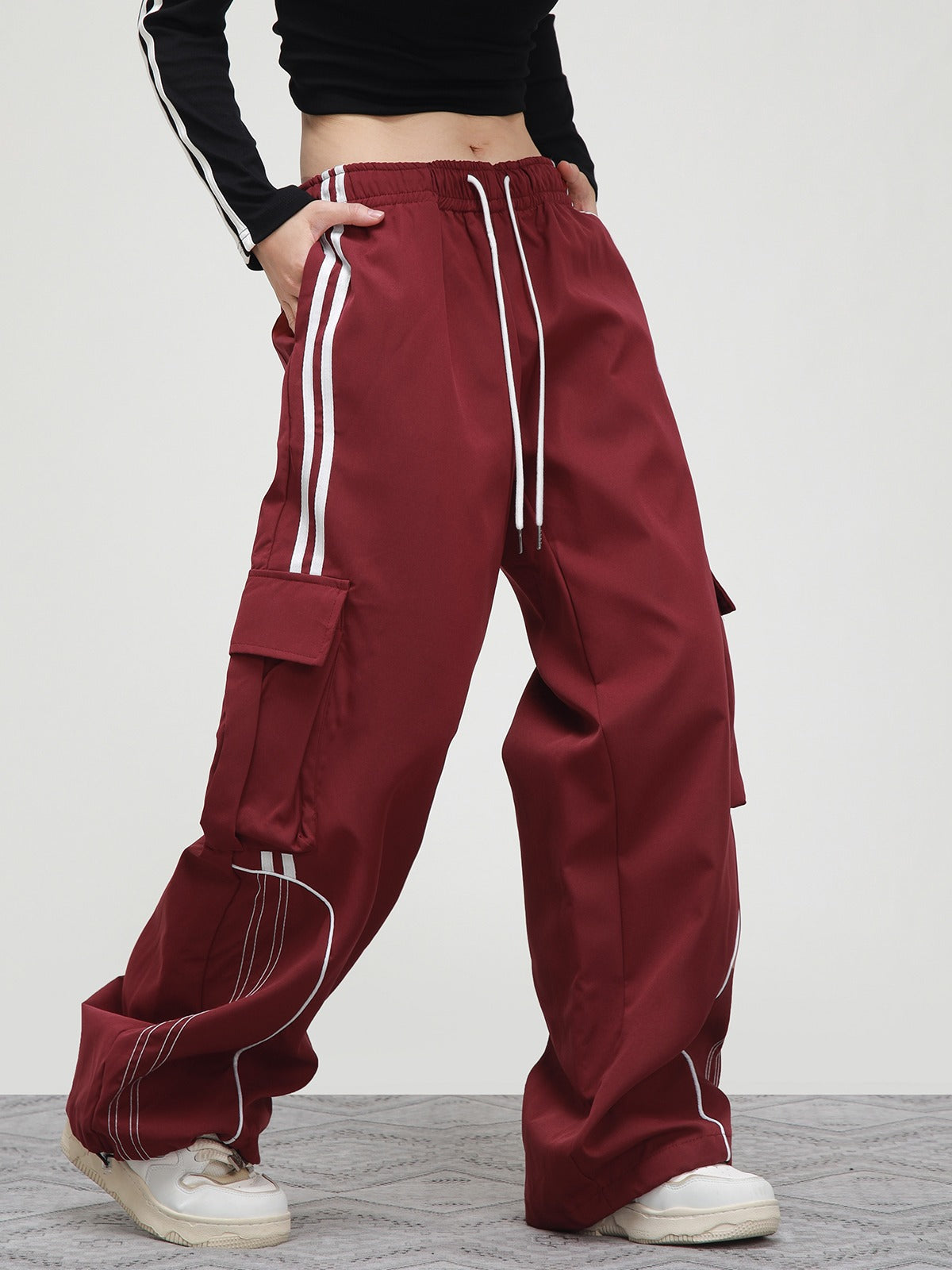 Retro American-Inspired Relaxed Sweatpants - chiclara