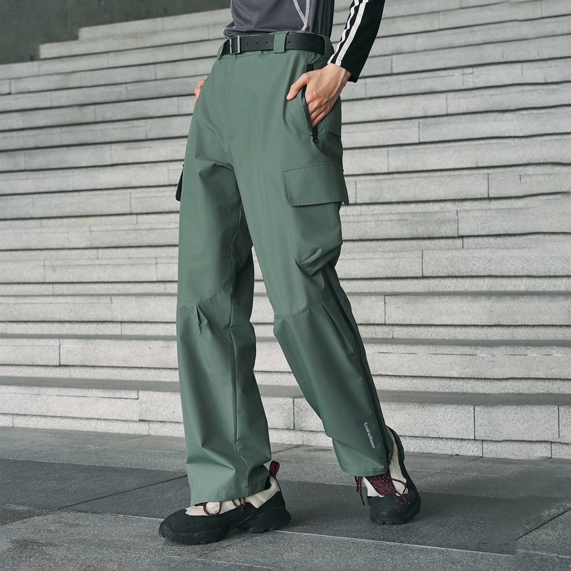 Utility Pleated Spliced Cargo Pants