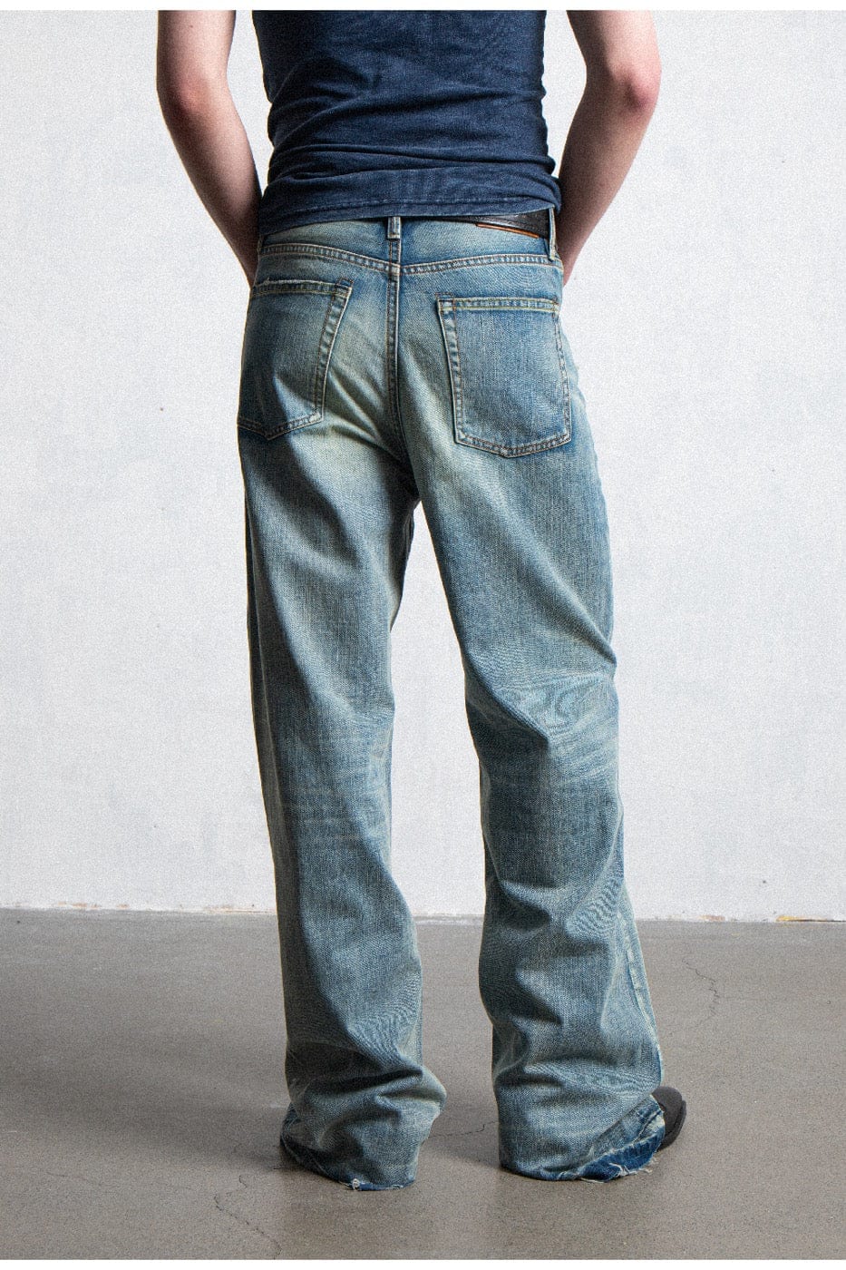 Raw Edge Light Wash Jeans