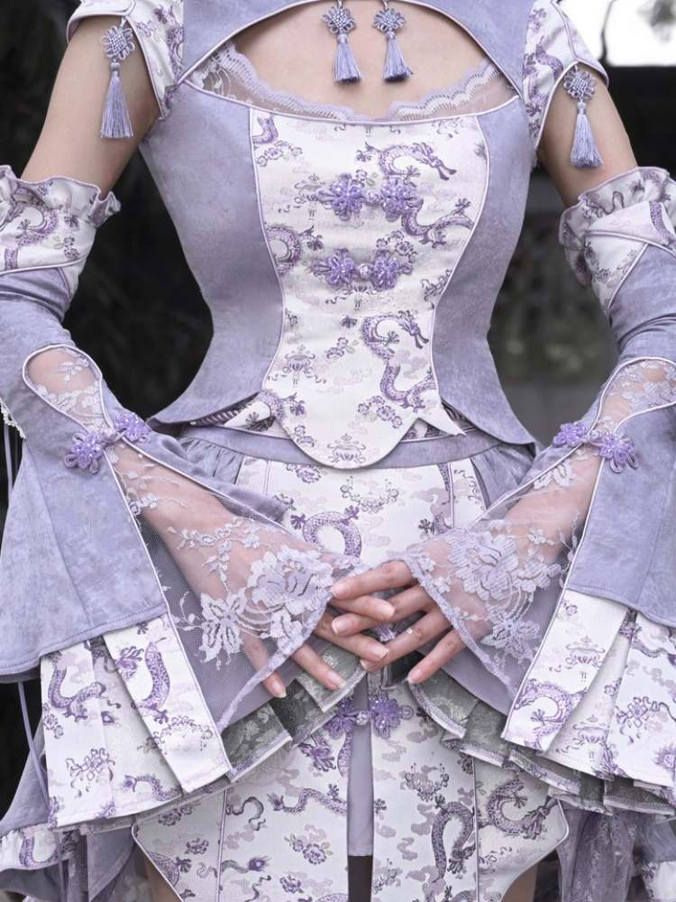 Bell-Shaped Lace Decorative Sleeves