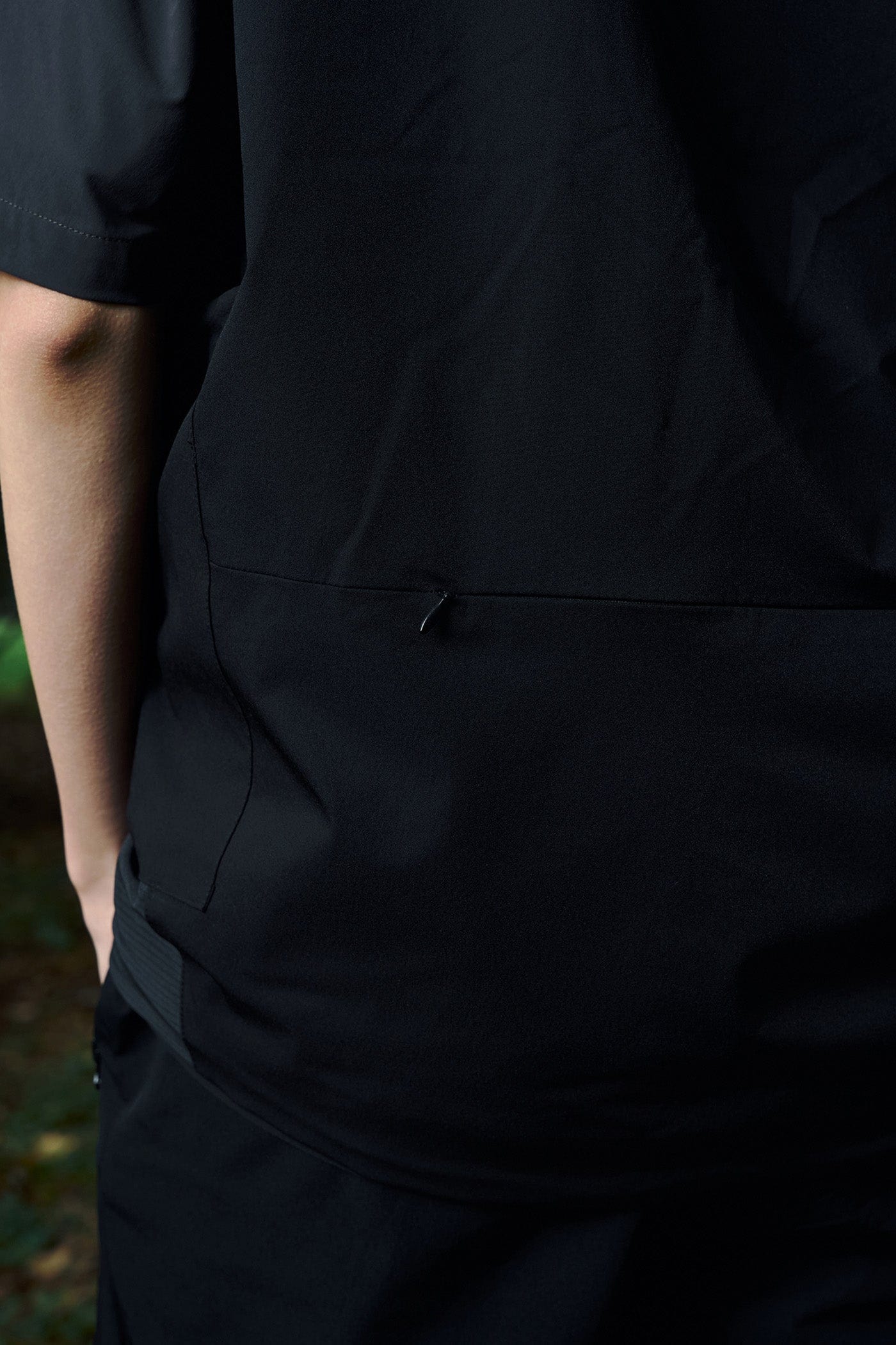 Shadow Tech Pocket Vest