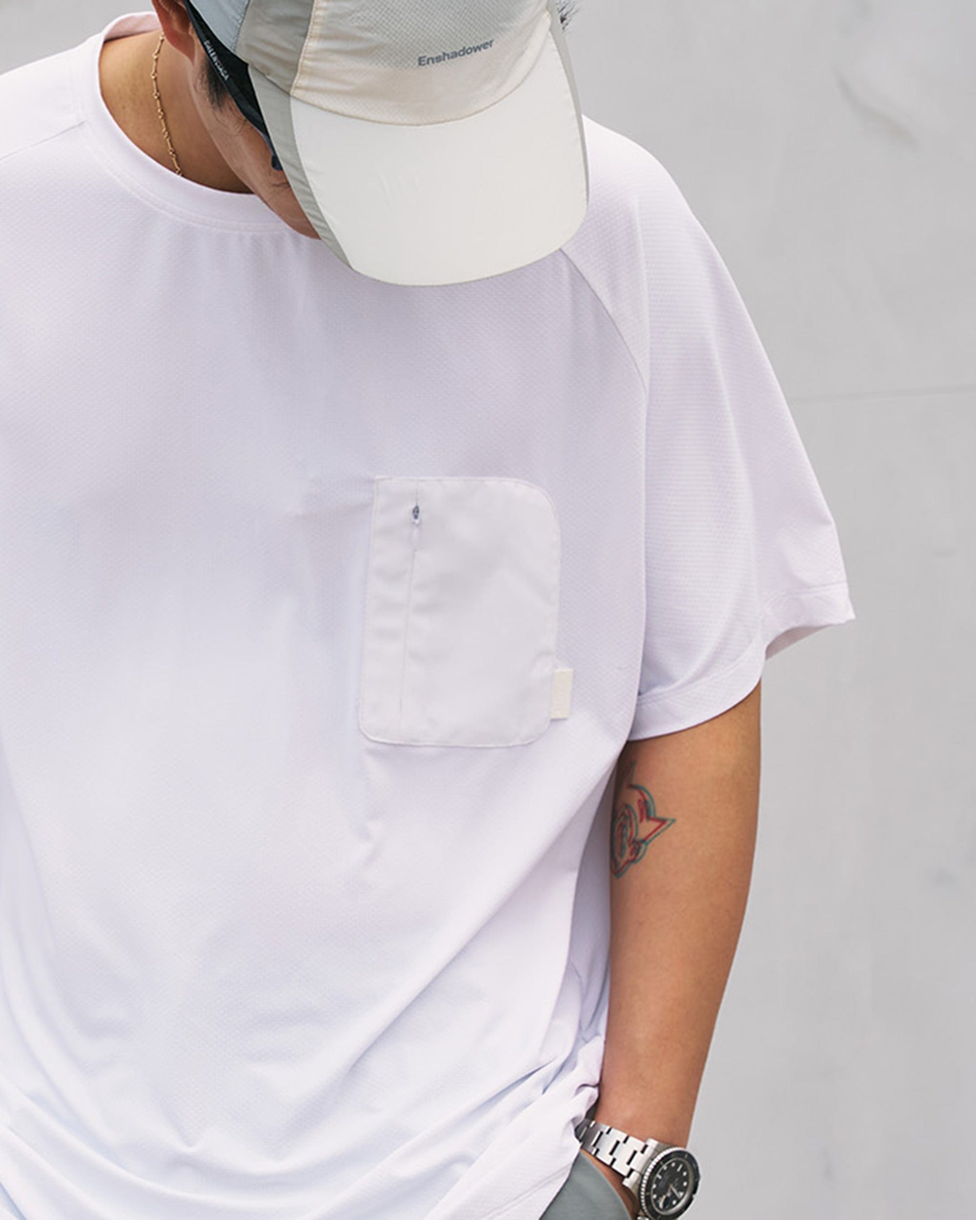 Layer Sleeve Pocket Tee